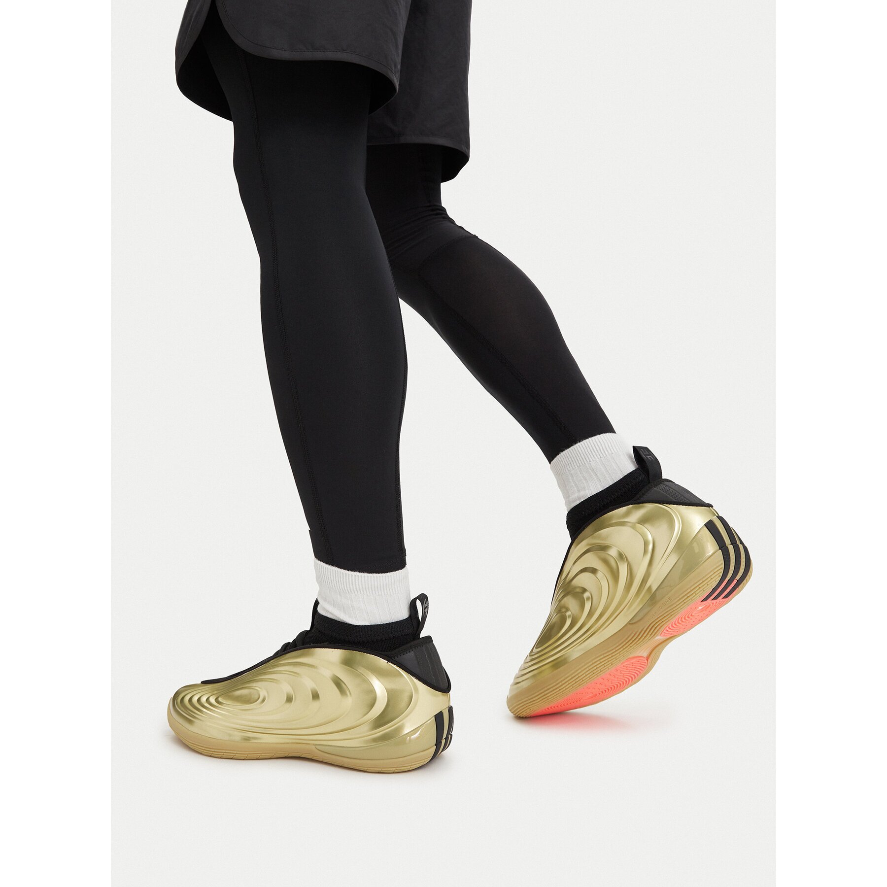 adidas Обувки за баскетбол Harden Volume 10 Shoes KH9153