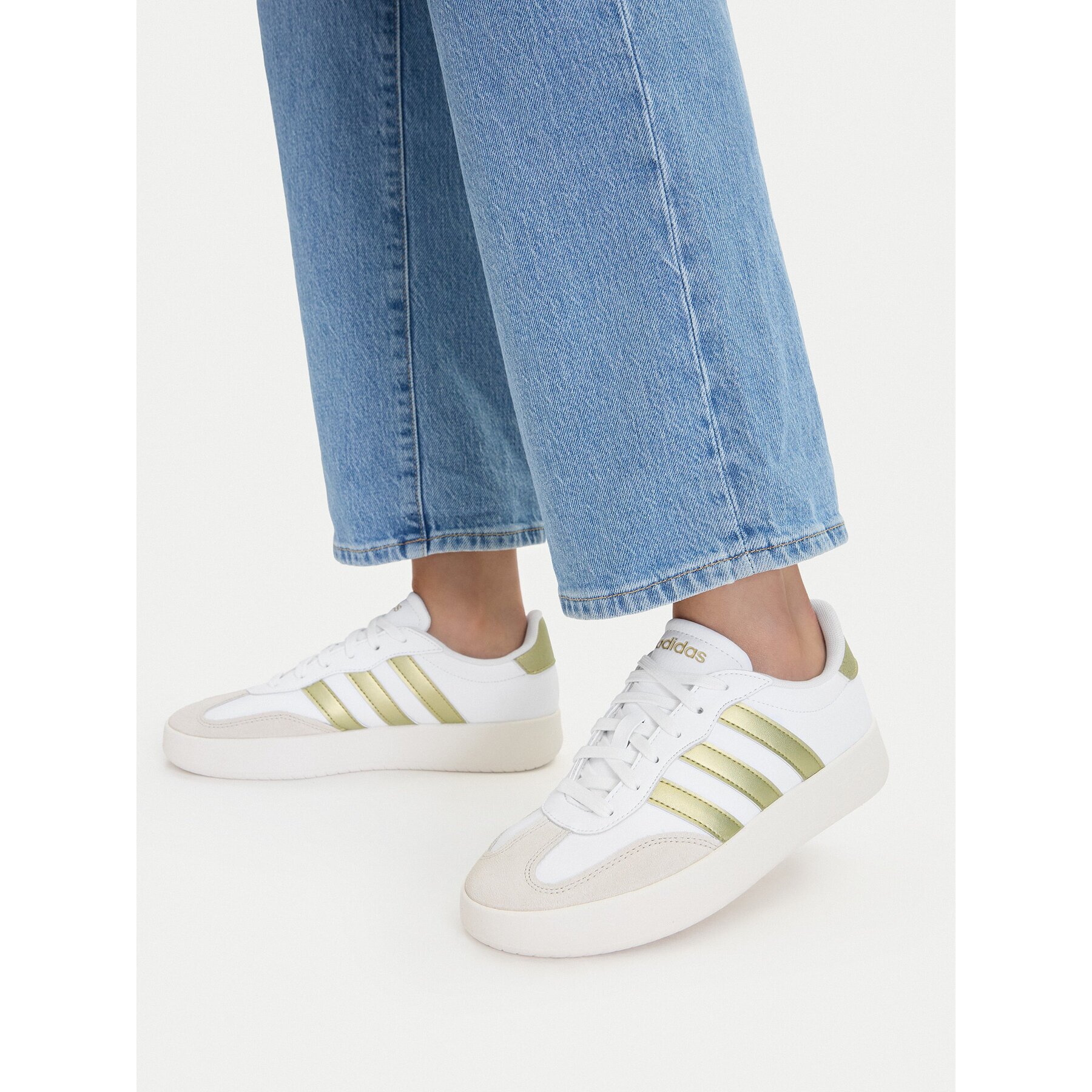 adidas Сникърси Barreda JR1191
