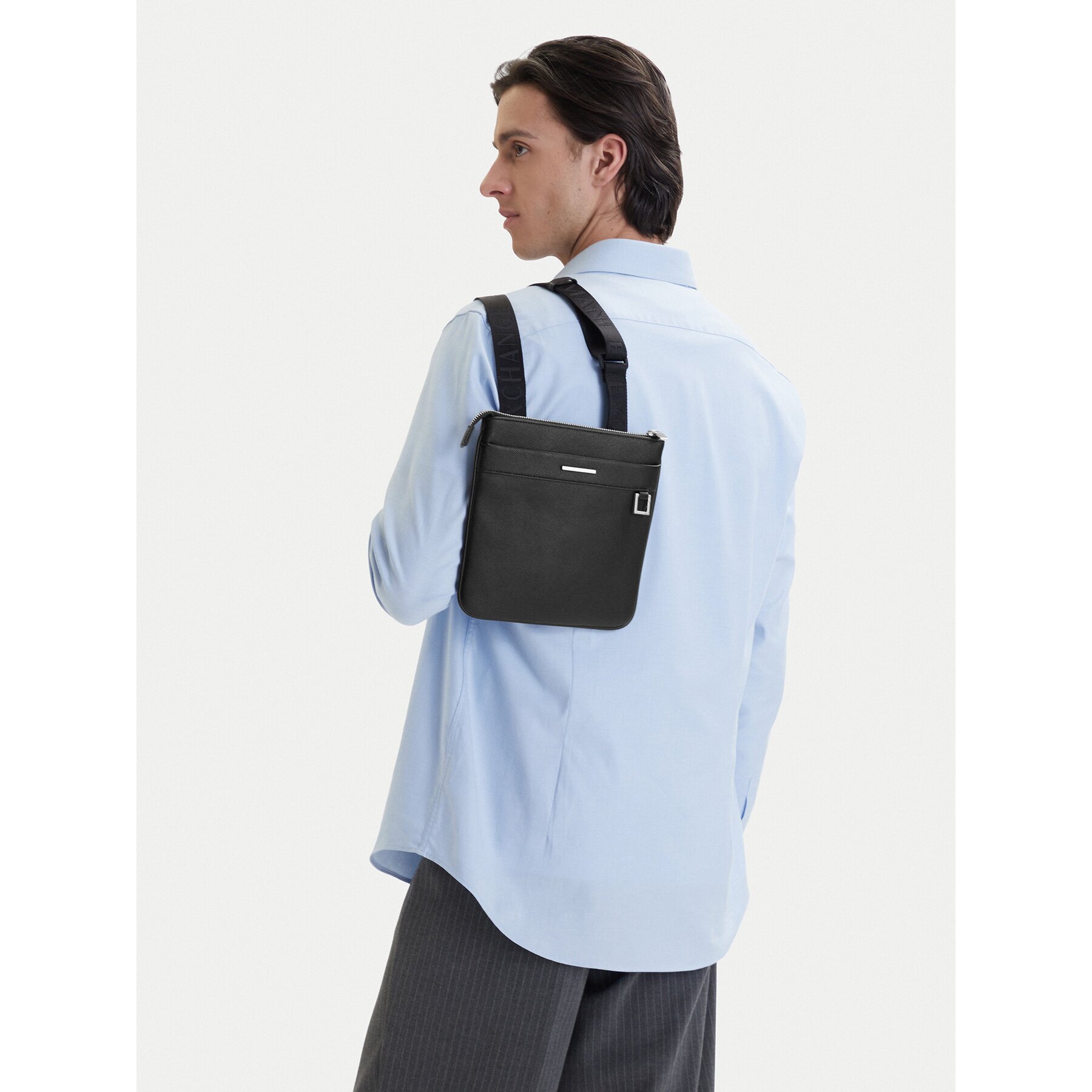 Armani Exchange Мъжка чантичка XM002039 AF19931 UC001