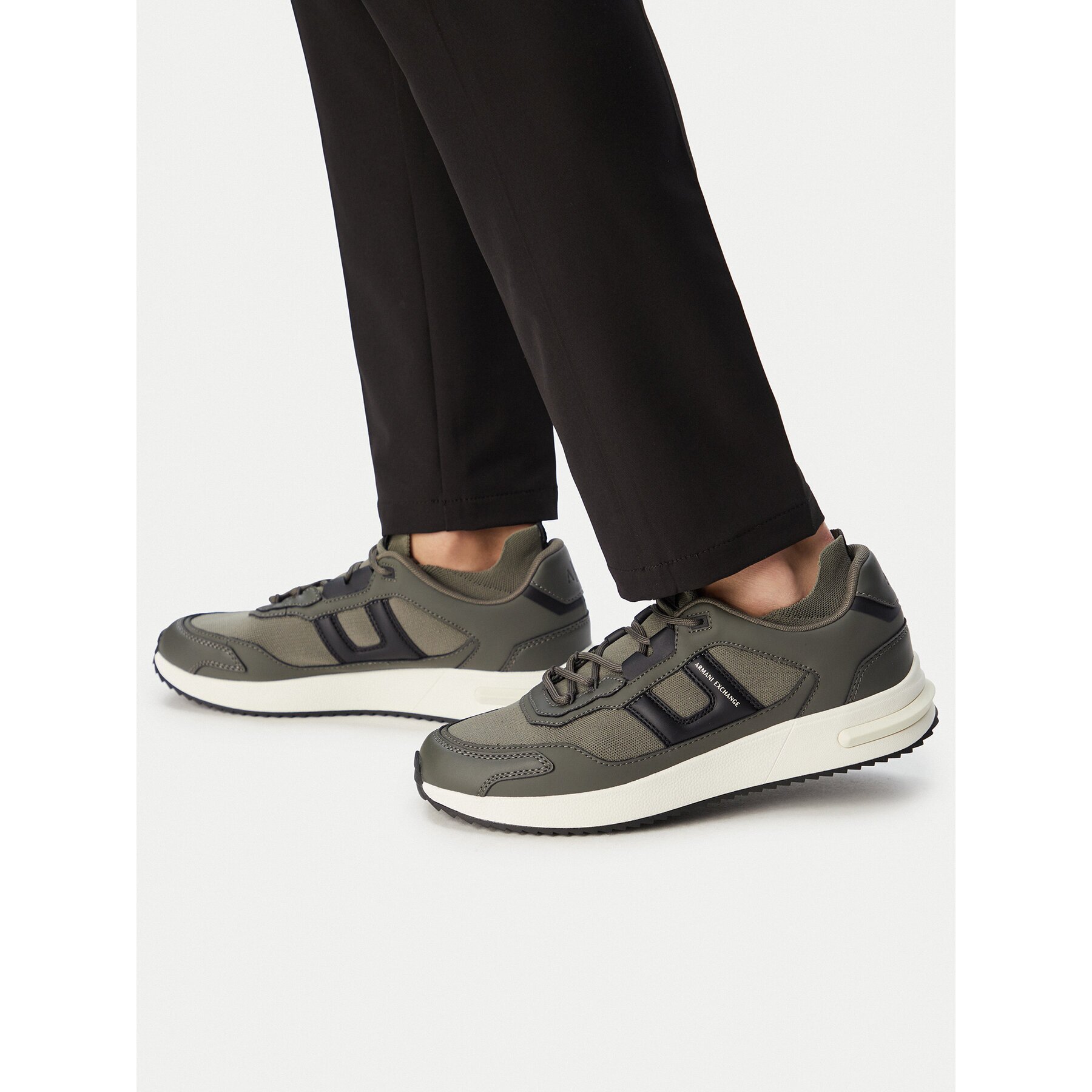 Armani Exchange Сникърси XM001682 AF17359 U8144