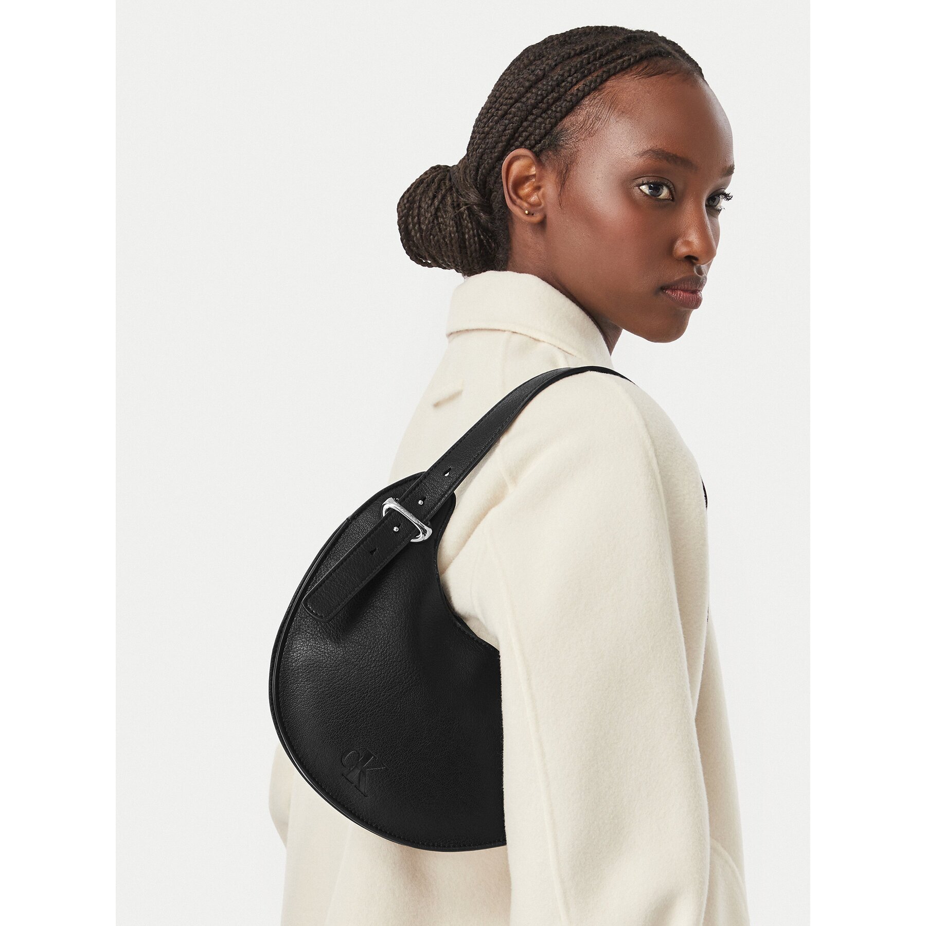 Calvin Klein Дамска чанта Asym Buckle Shoulder Bag LV04F3872G