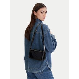 Calvin Klein Дамска чанта Bold Ck Metallic Camera Bag LV04F3331G