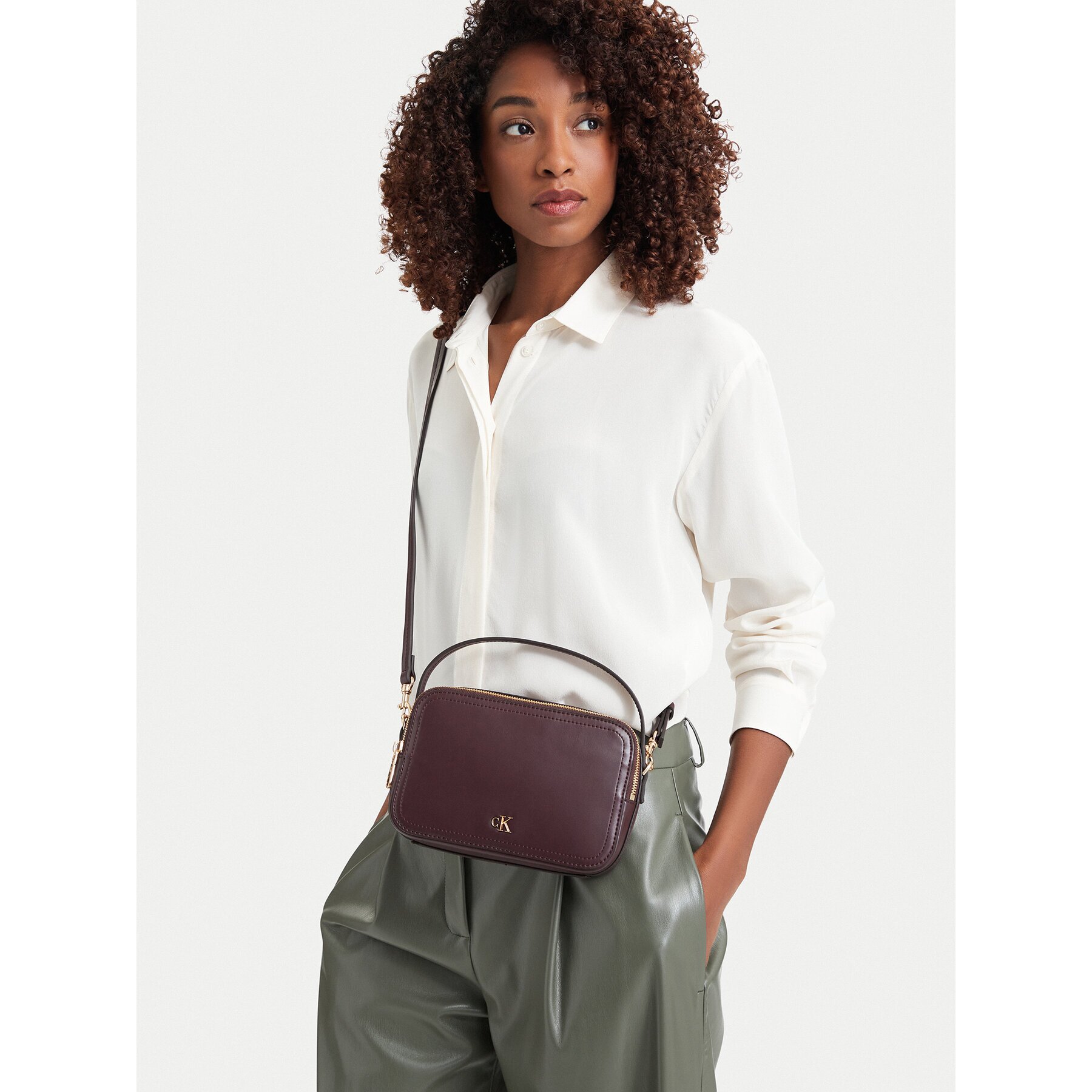 Calvin Klein Дамска чанта Ck Hardware Camera Bag LV04F3678G