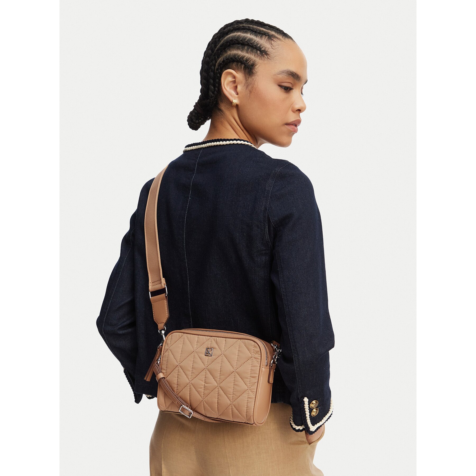 Calvin Klein Дамска чанта Emblem Aop Jacquard Bucket LV04F3648G