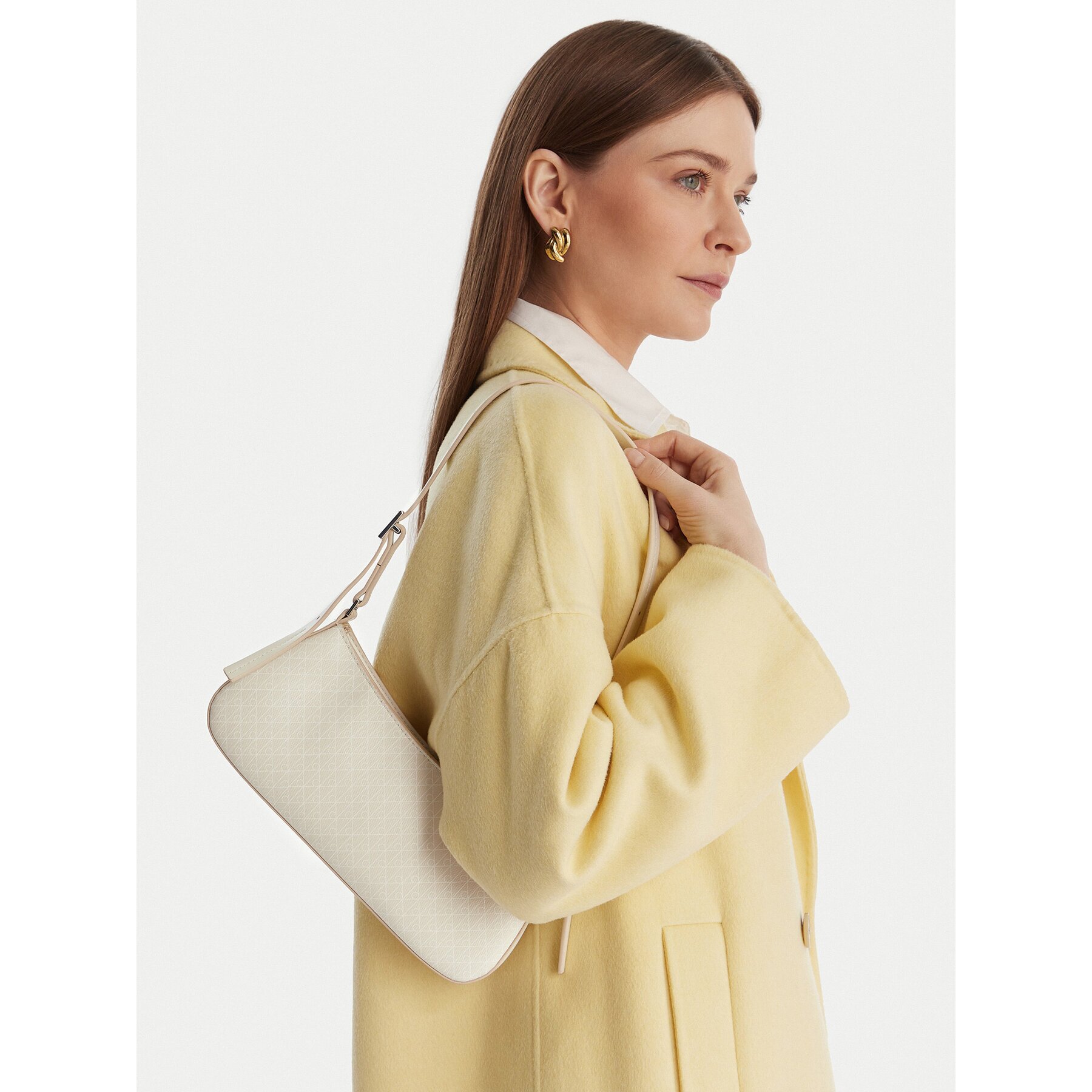 Calvin Klein Дамска чанта Emblem Aop Small Shoulder Bag LV04F3324G
