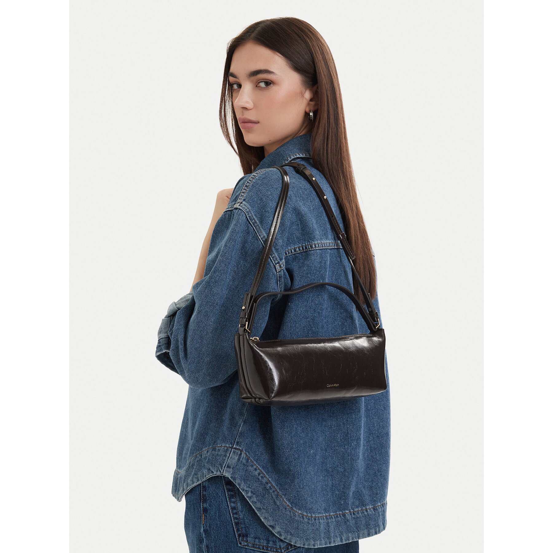 Calvin Klein Дамска чанта Foil Logo Glossy Conv Bag LV04F3738G