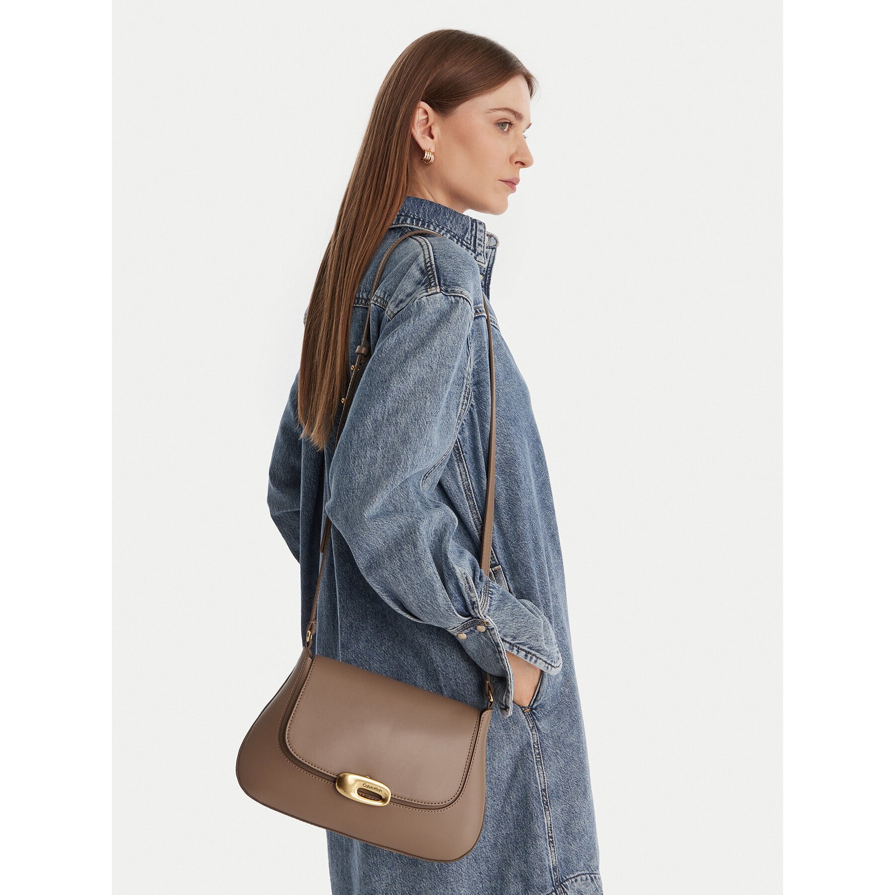 Calvin Klein Дамска чанта Hardware Flap Meidum Crossbody LV04F3401G