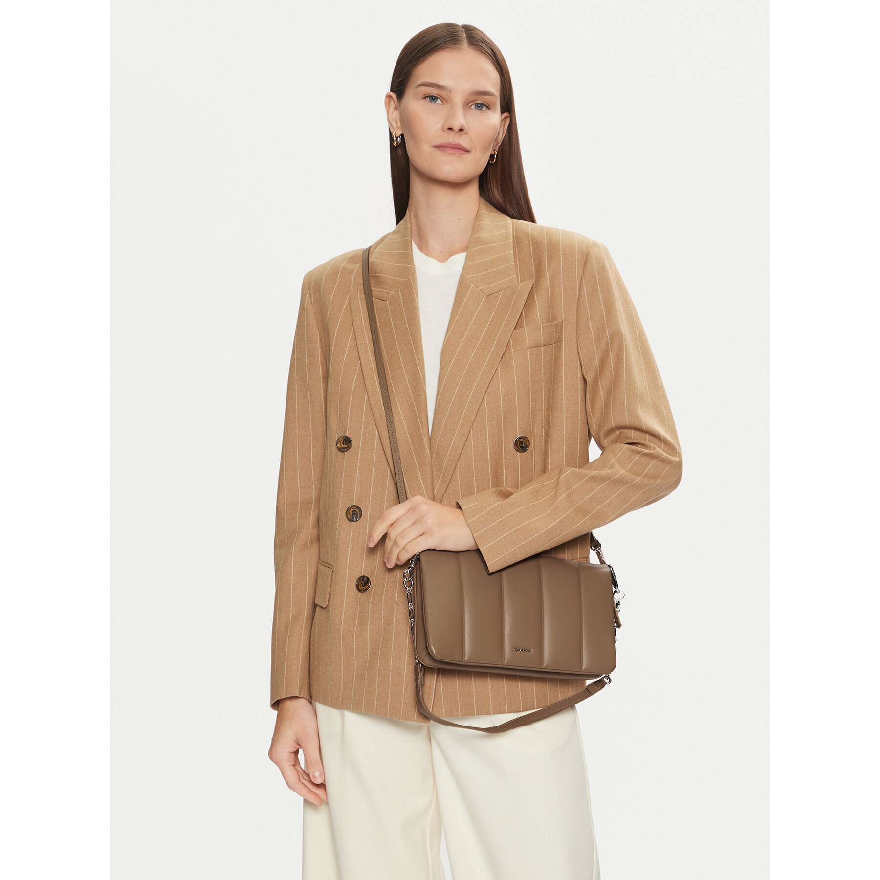 Calvin Klein Дамска чанта Line Quilt Shoulder Bag K60K612787