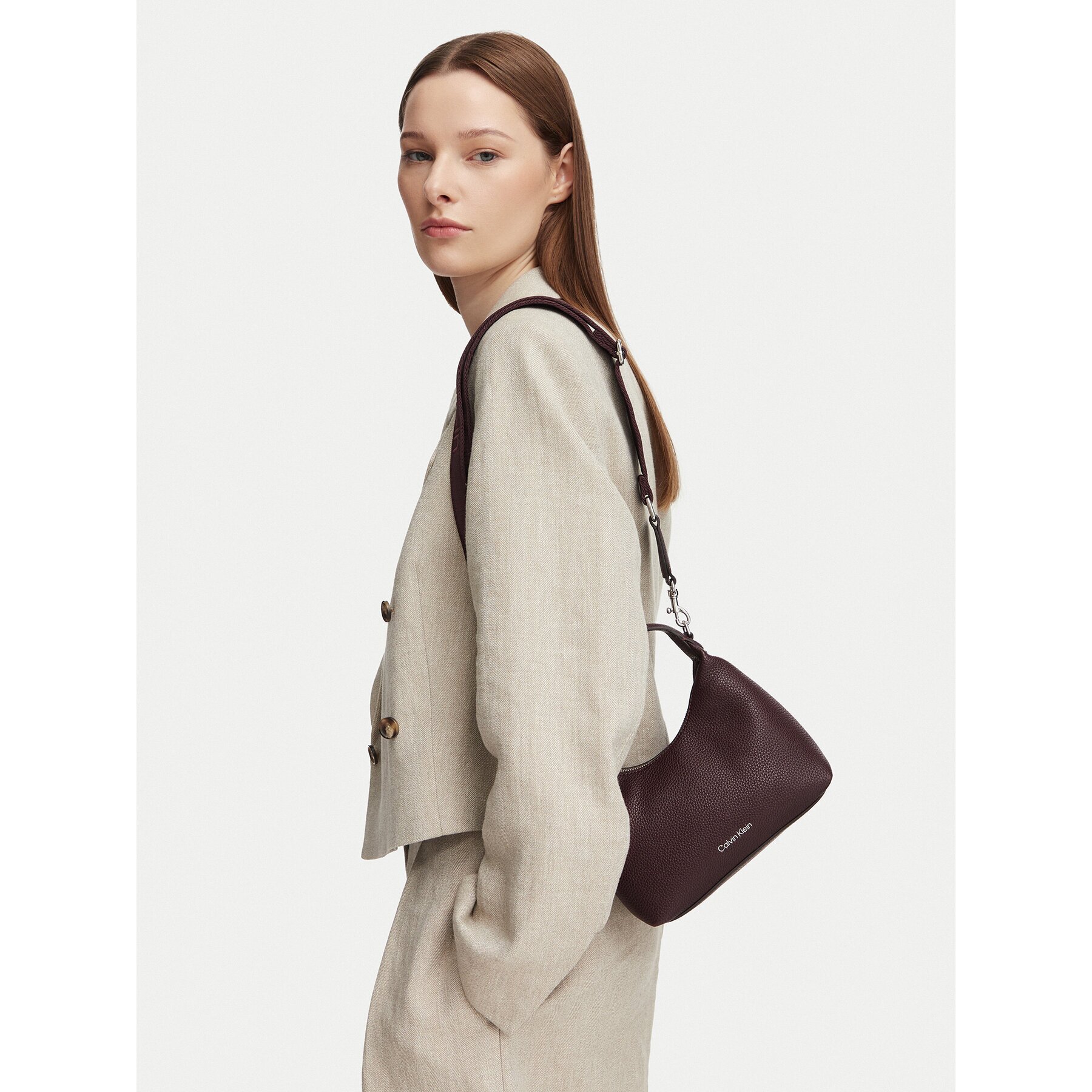 Calvin Klein Дамска чанта LV04F3892G