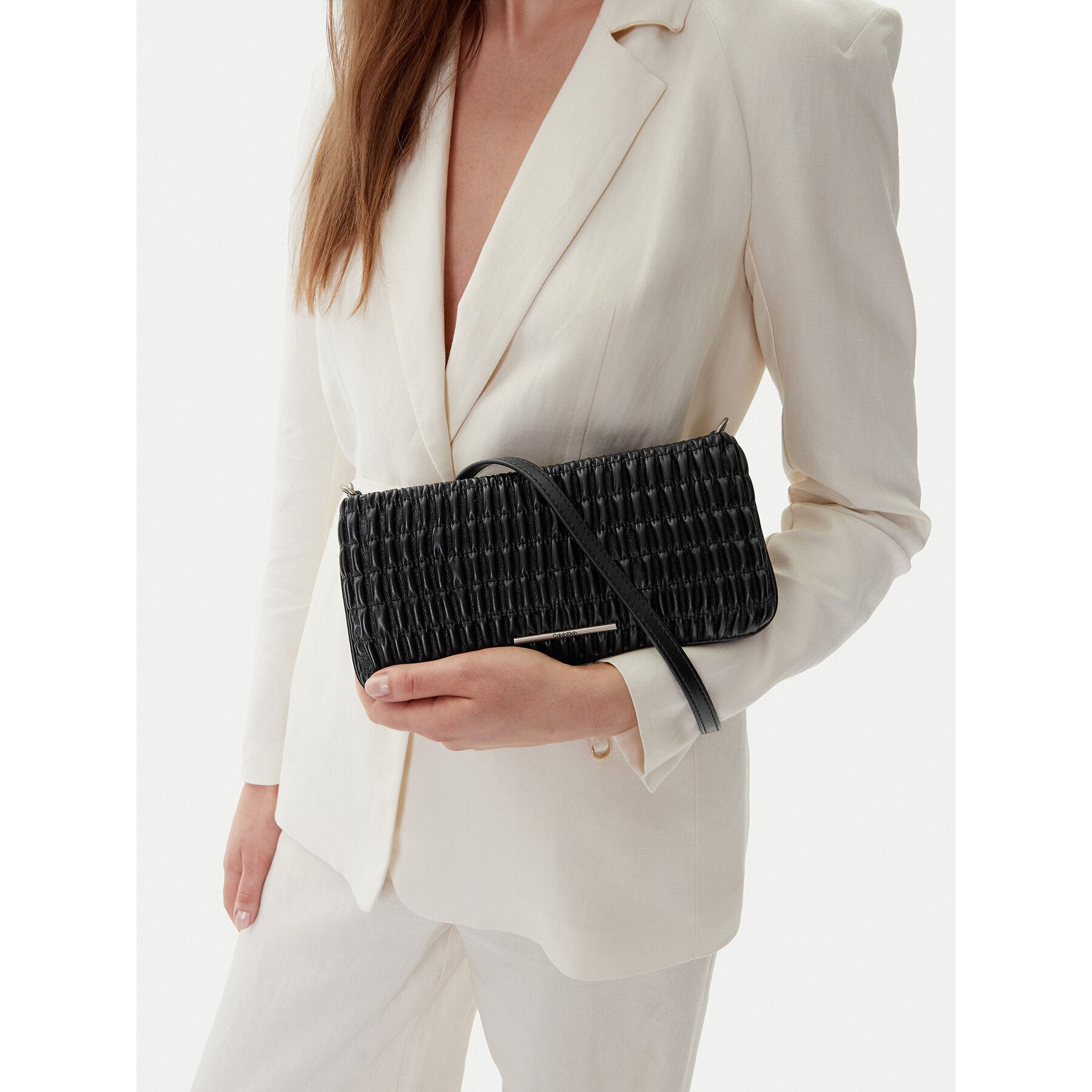 Calvin Klein Jeans Дамска чанта Rouched Zip Top Bag LV04K3090G