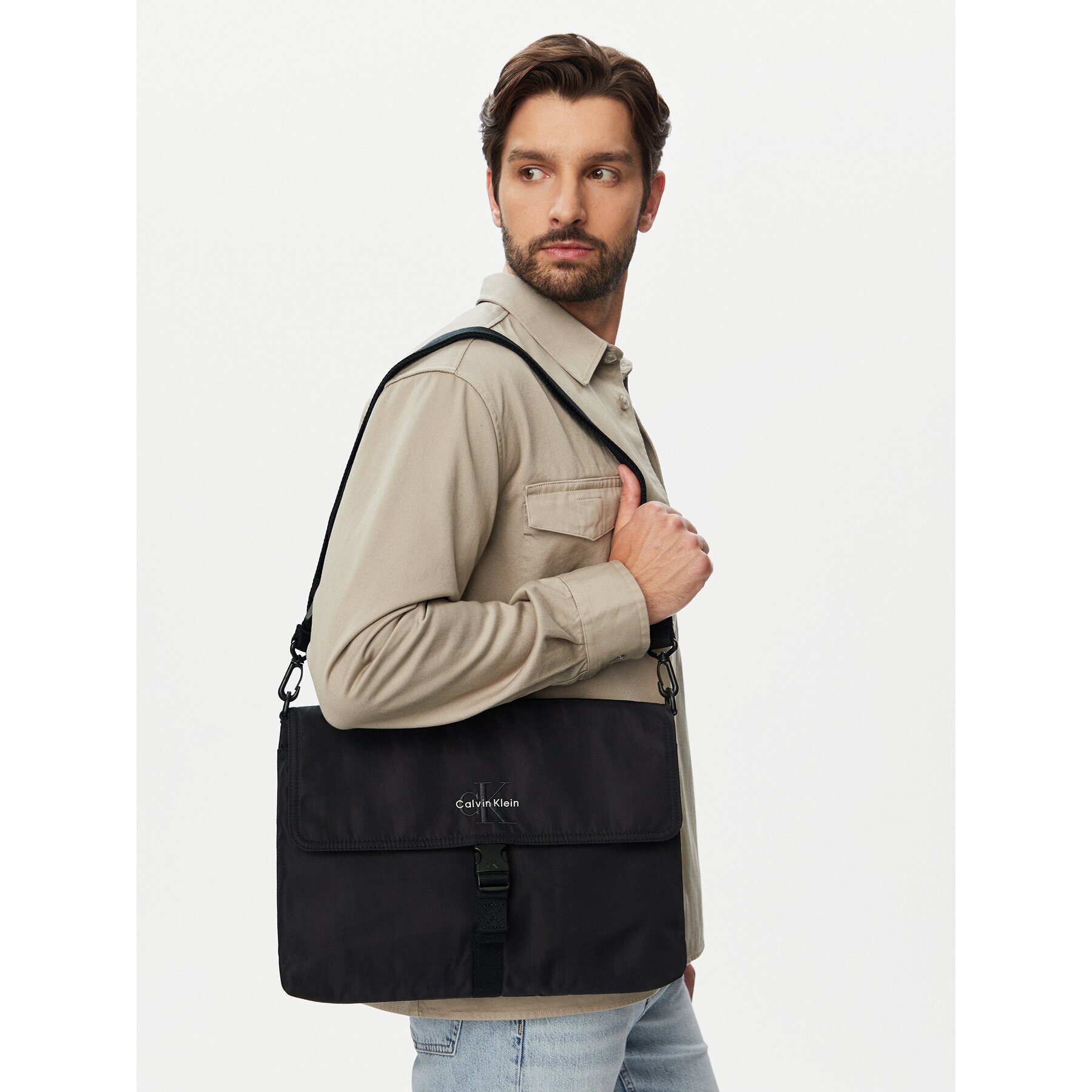 Calvin Klein Мъжка чантичка Bold Laptop Sleeve W/ Strap (Nyl LV04D1222G