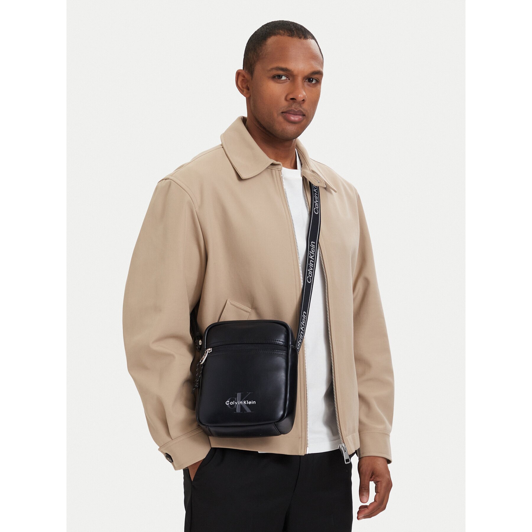 Calvin Klein Мъжка чантичка Bold Logo Webbing LV04D3418G