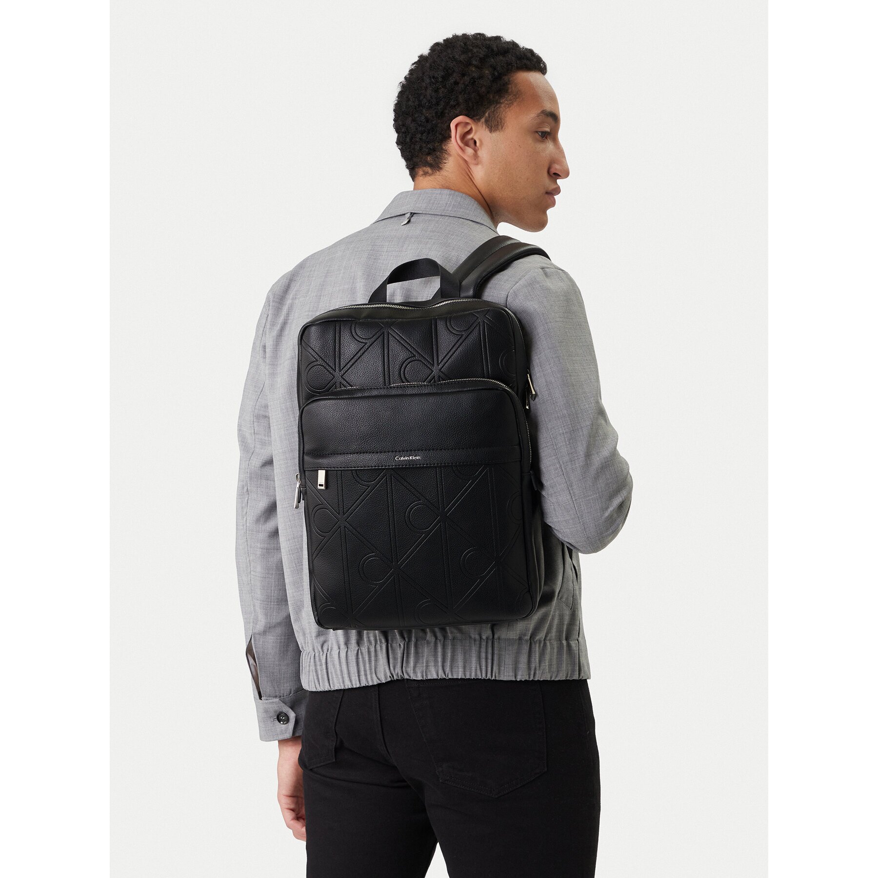Calvin Klein Мъжка чантичка Emblem Aop Emboss Slim Square Bp LV04D3328G