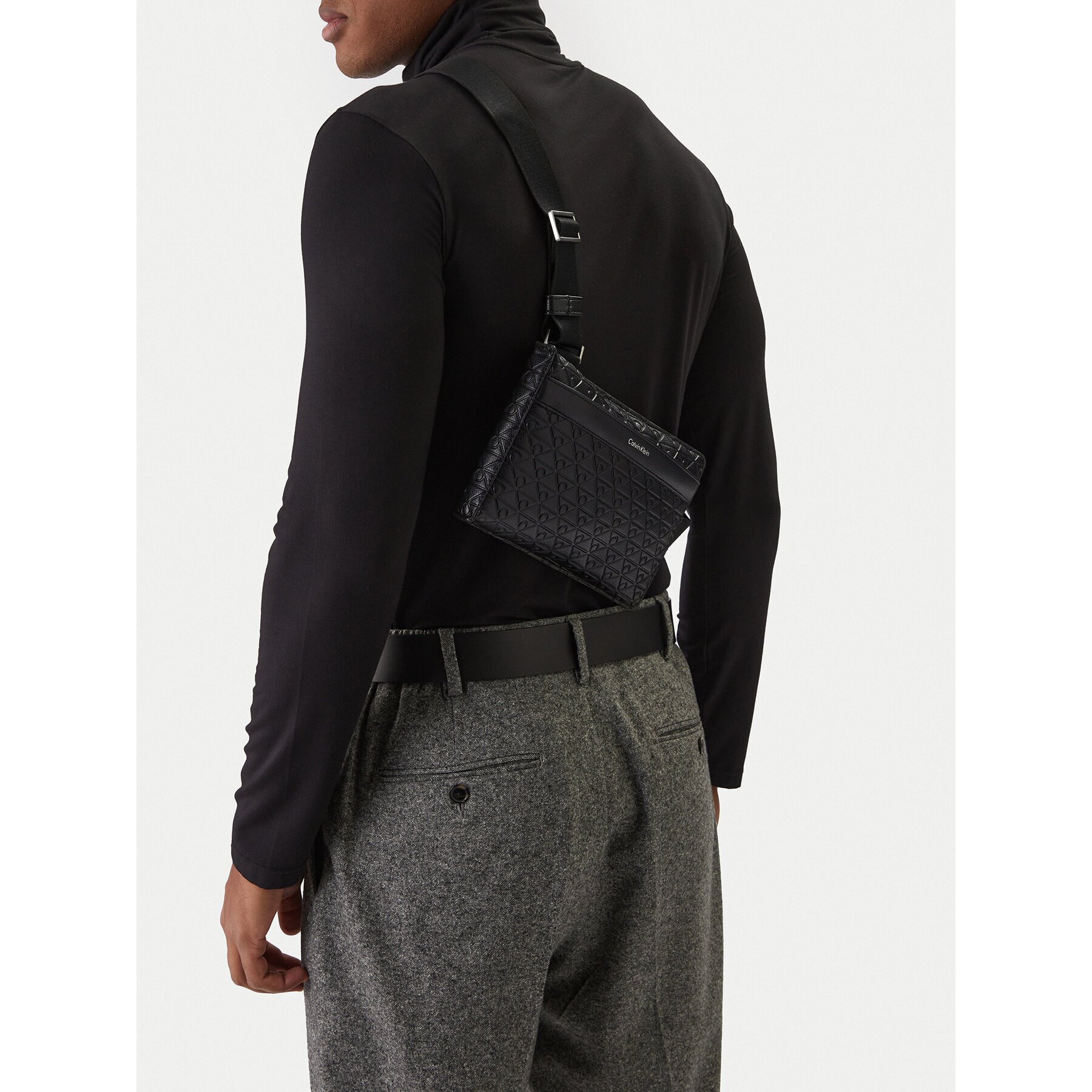 Calvin Klein Мъжка чантичка Emblem Aop Emboss Square Sling LV04D3277G