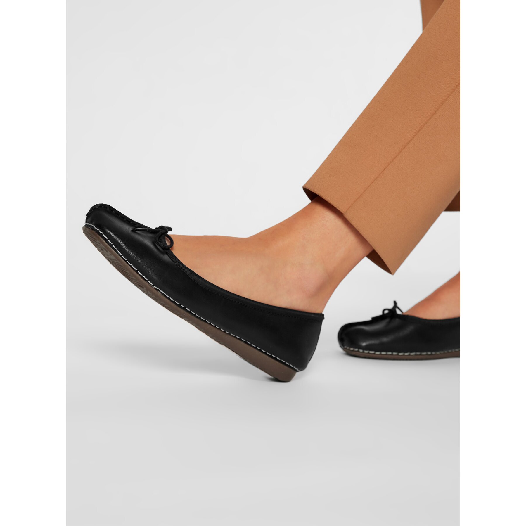 Clarks Балеринки Freckle Ice 203529294