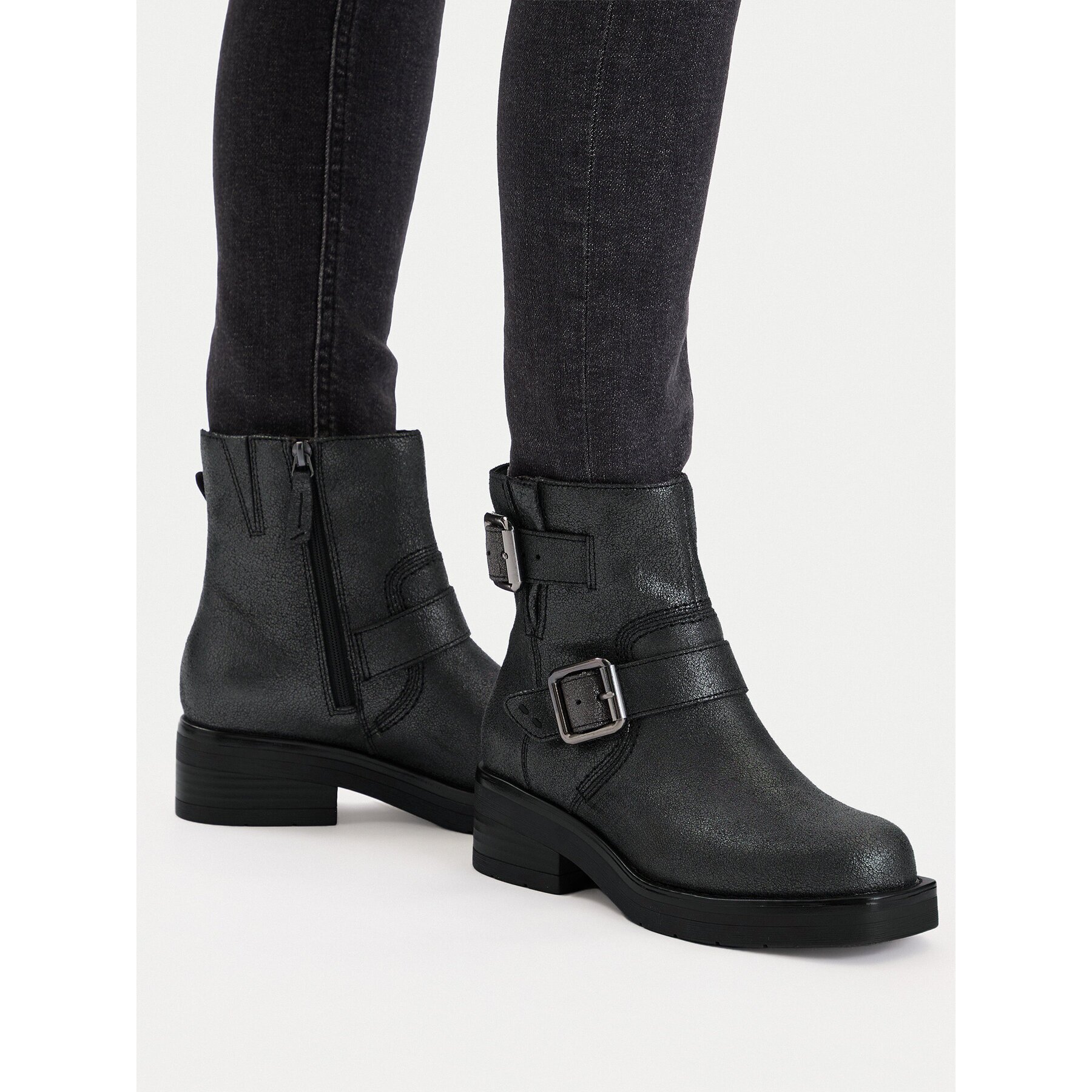 Clarks Боти Rebelle Buckle 26178889