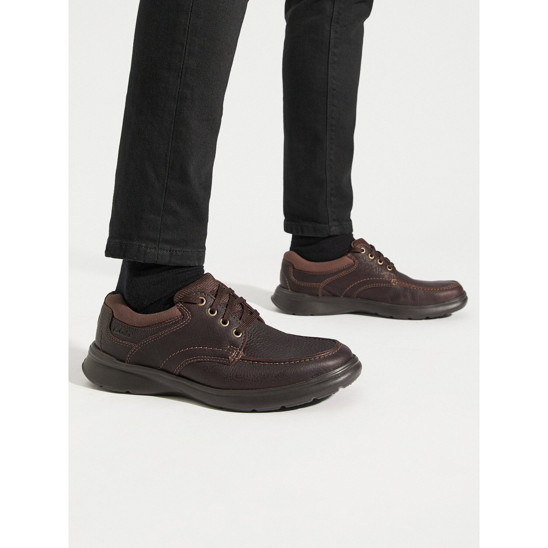 Clarks Обувки Cotrell Edge 261198037