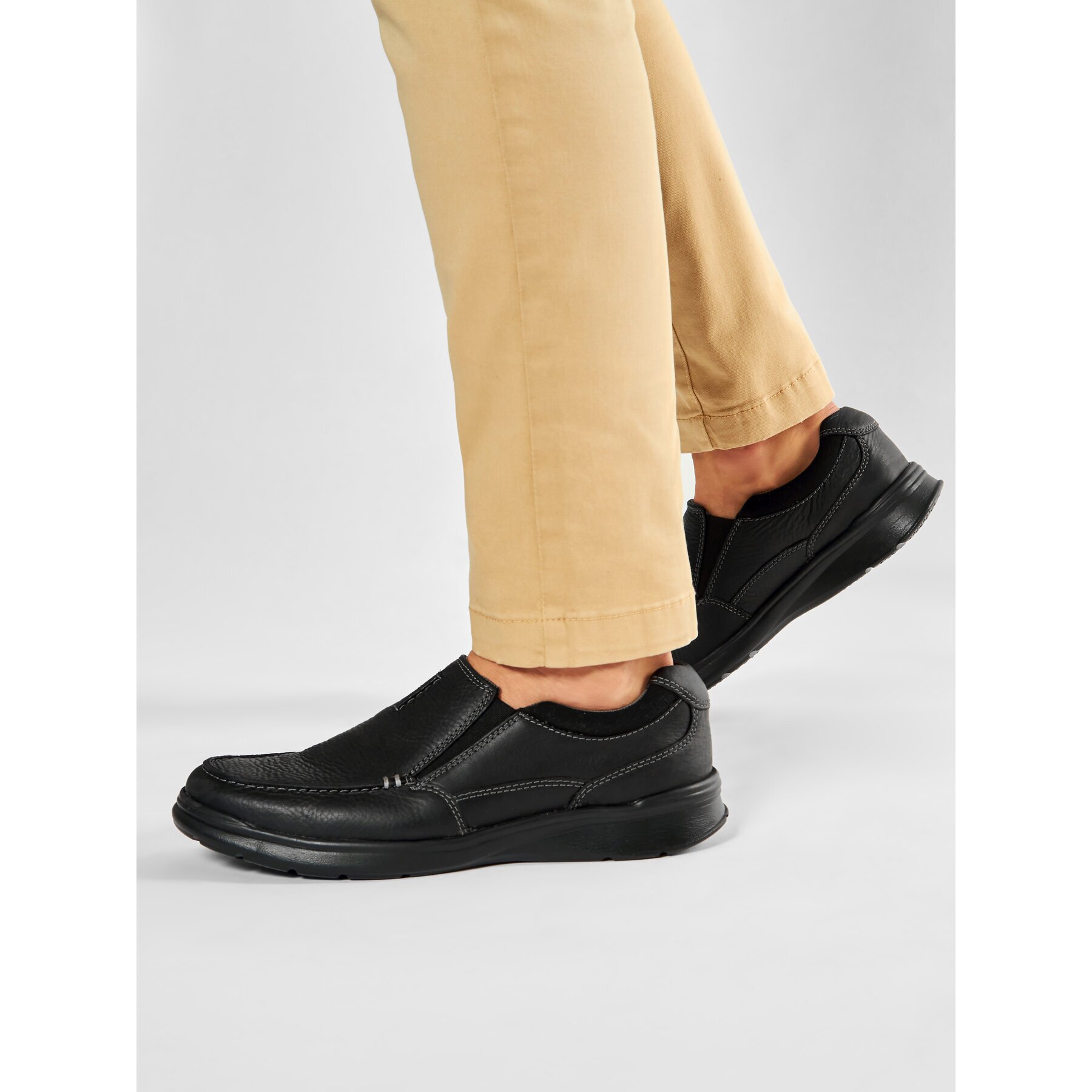 Clarks Обувки Cotrell Free 261315937