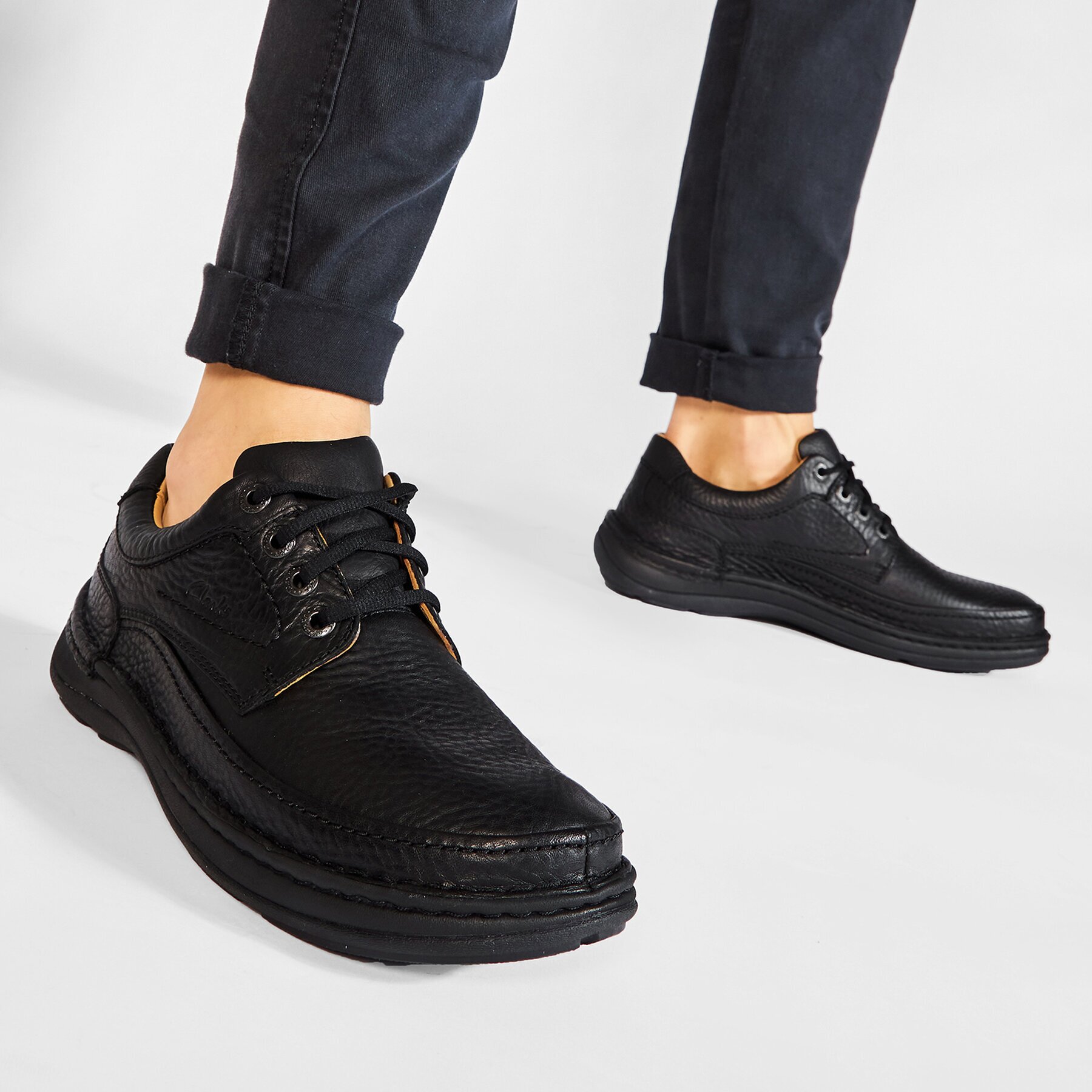 Clarks Обувки Nature Three 203390087