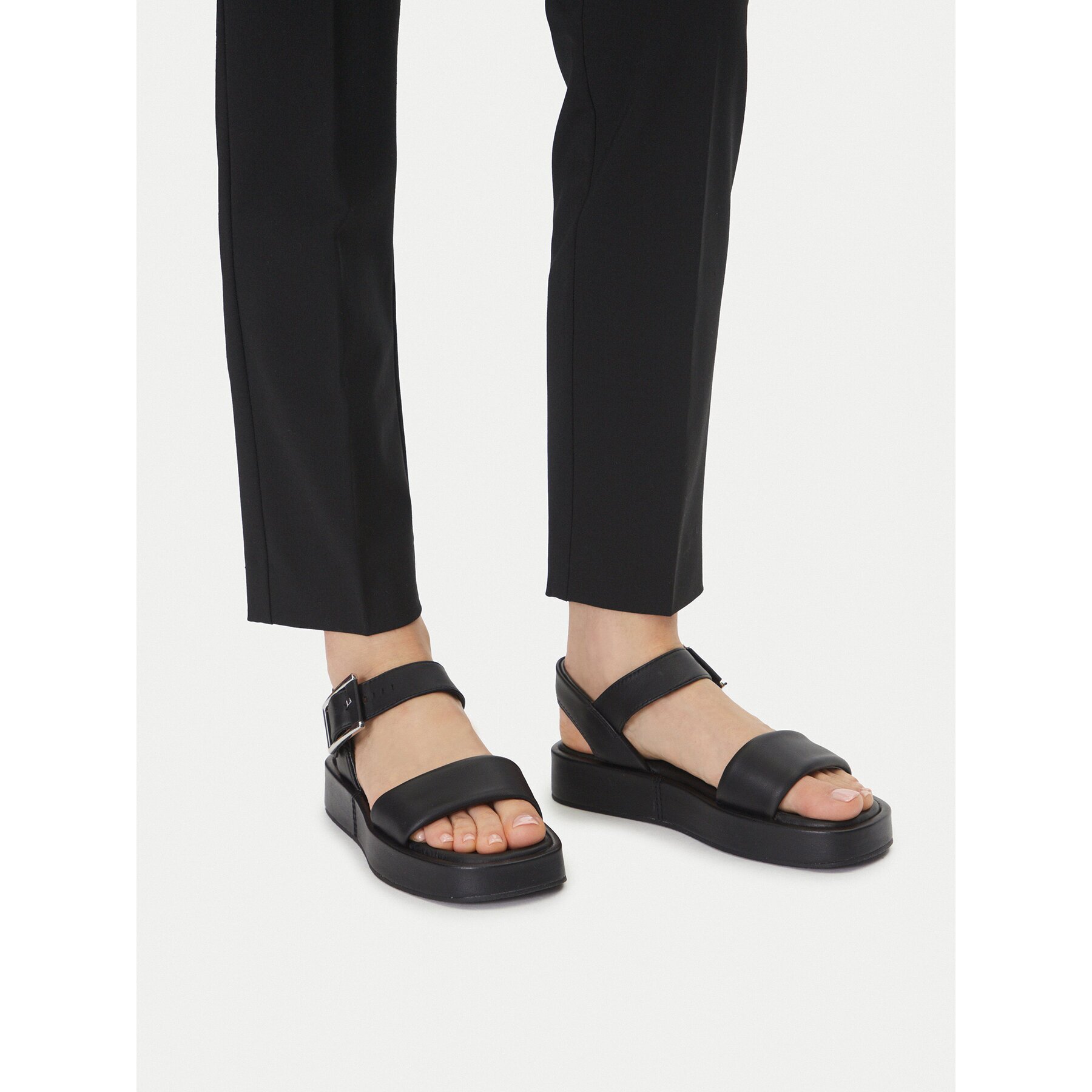 Clarks Сандали Alda Strap 26176257