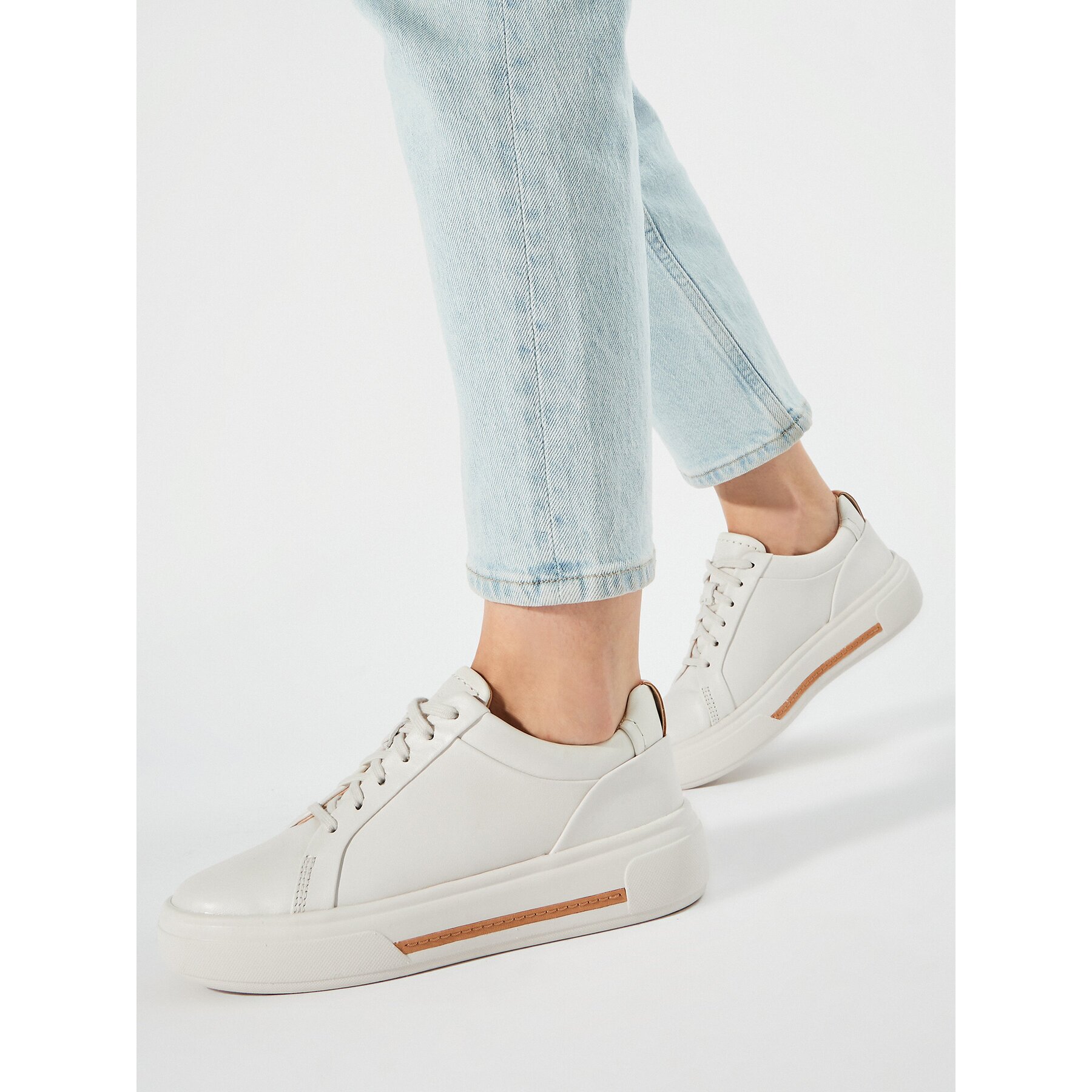 Clarks Сникърси Hollyhock Walk 26176308