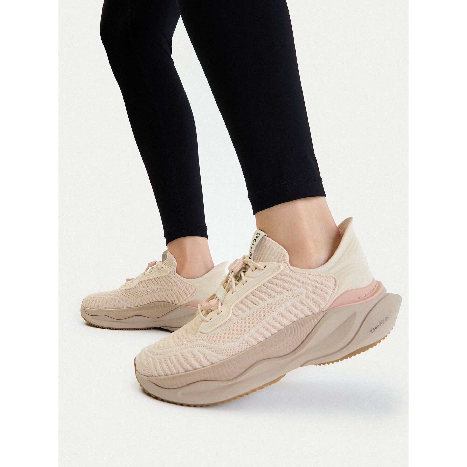 Clarks Сникърси Pace Rise. 26187828