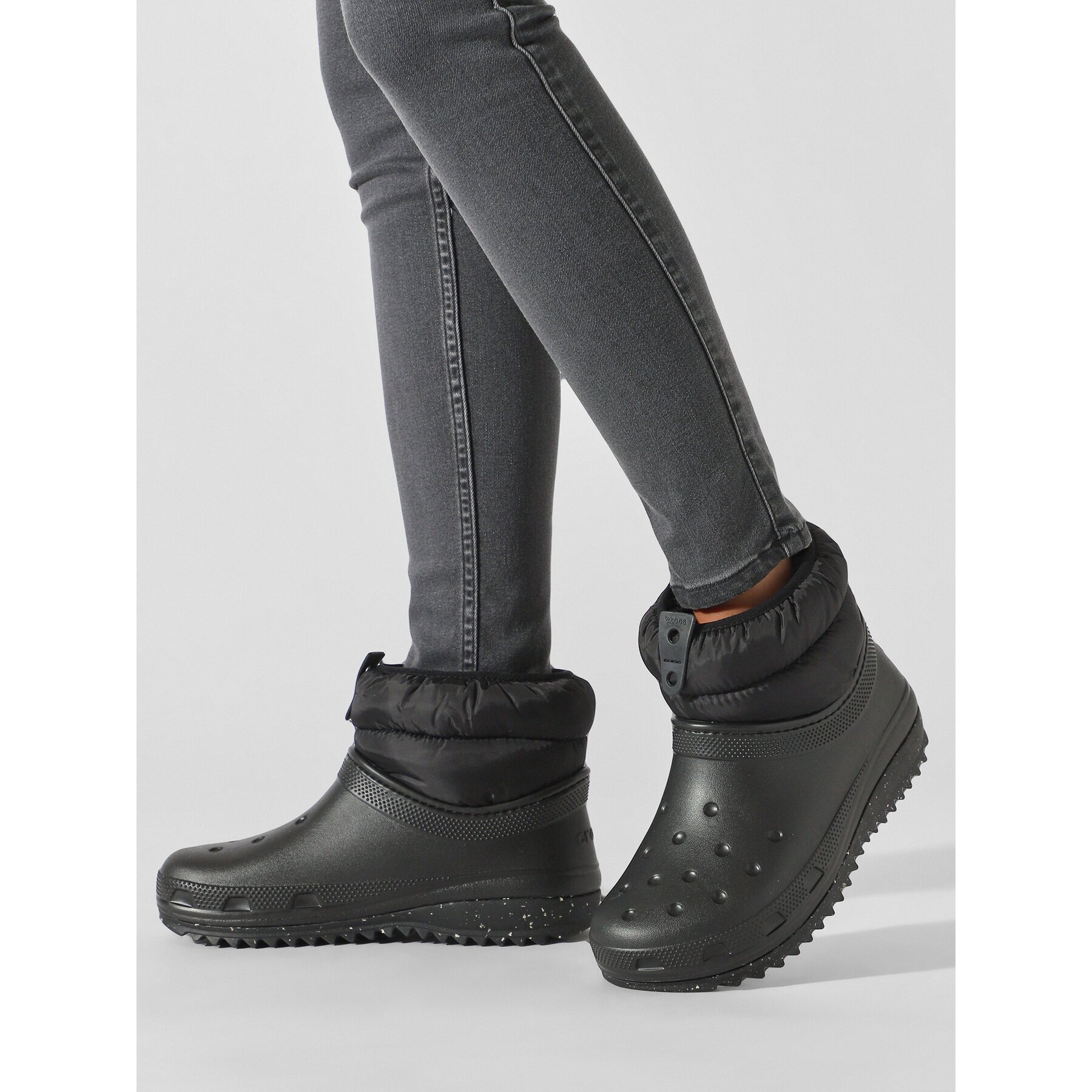 Crocs Боти Classic Neo Puff Shorty Boot W 207311
