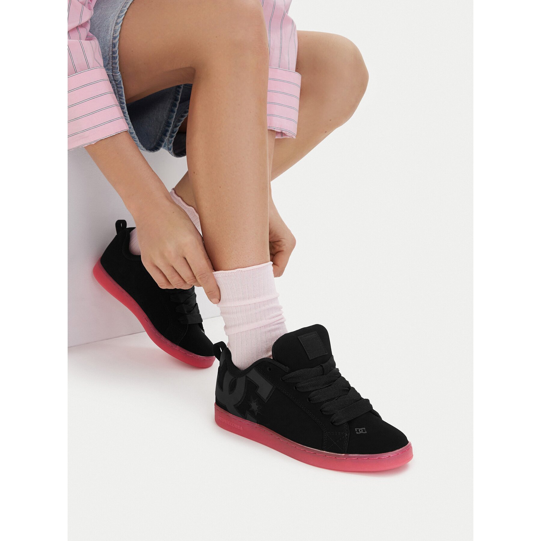 DC Shoes Сникърси EO-COURT GRAFFIK LE DC02894001