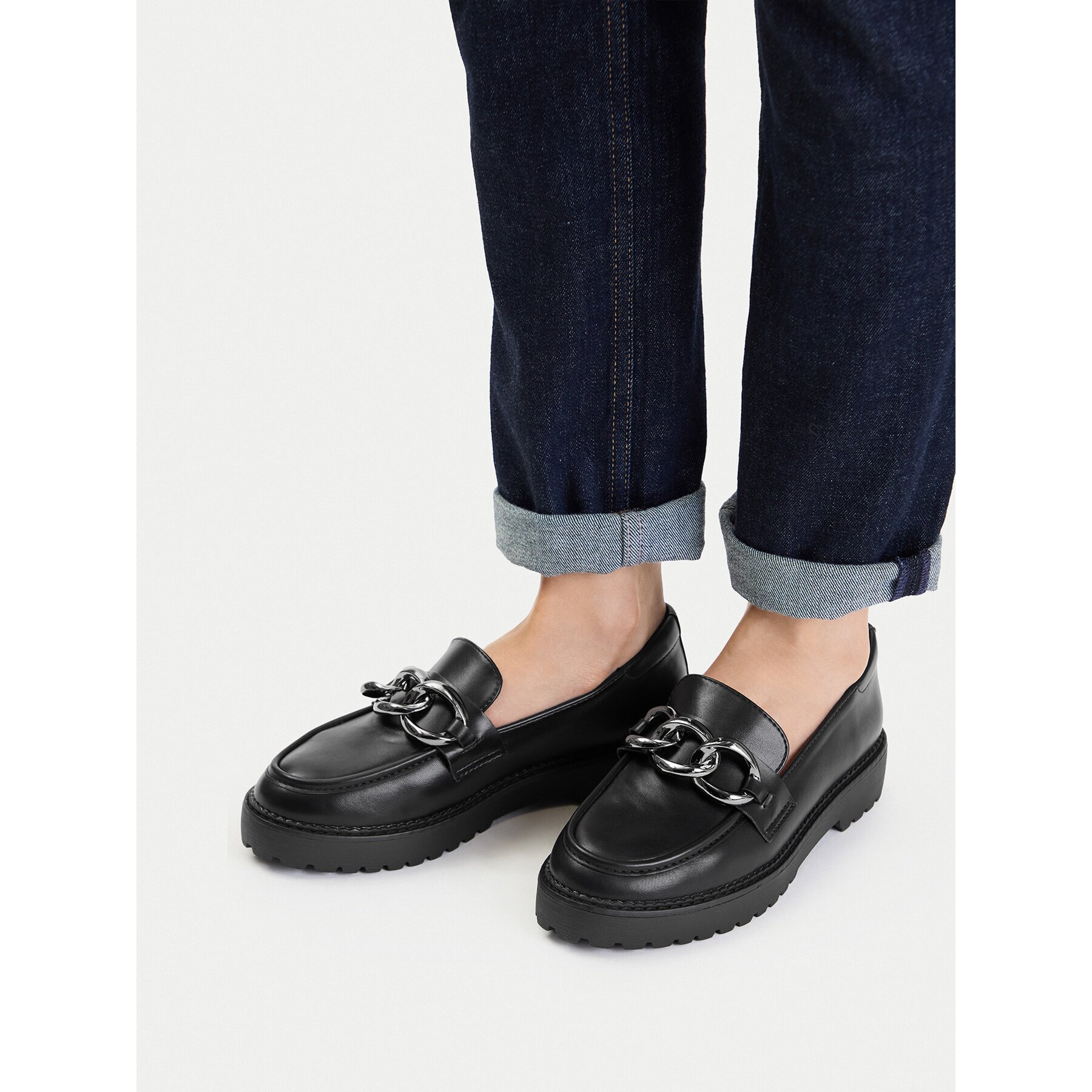 DeeZee лоуфъри с дебела подметка WS5621-18A