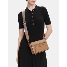 DKNY Дамска чанта Bryant Ave Md Flap C R42E3E21