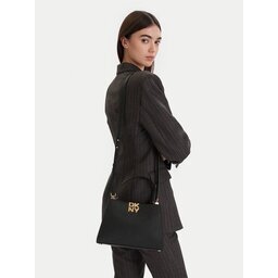 DKNY Дамска чанта Foster R52D1L93