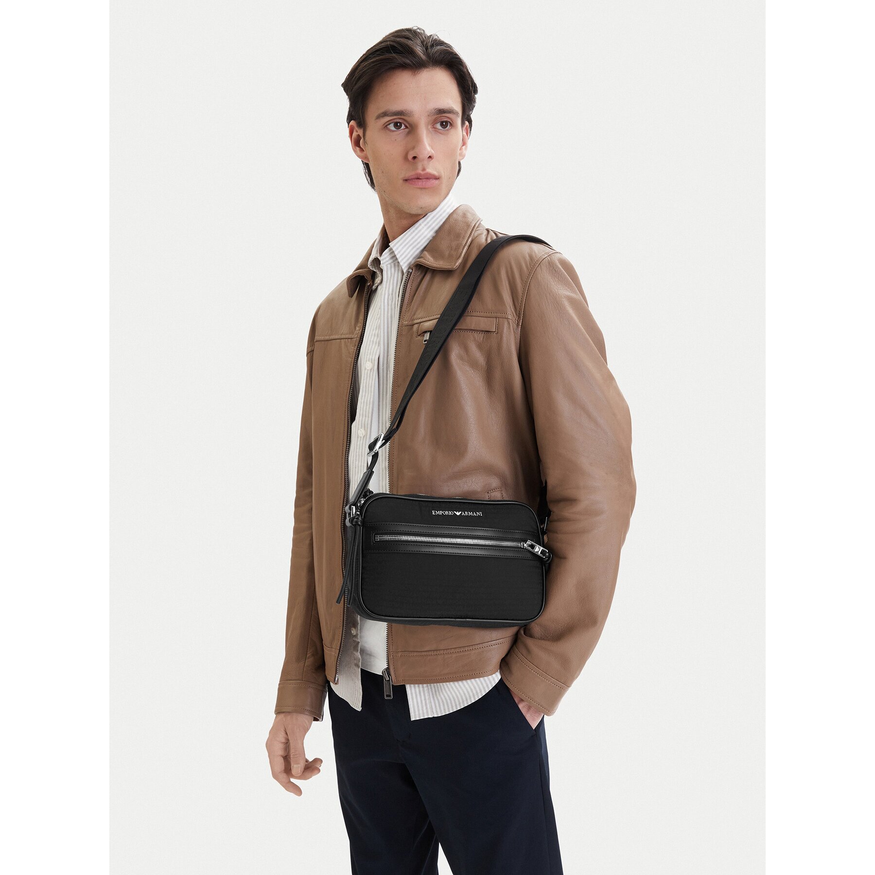 Emporio Armani Дамска чанта EM005399 AF14637 UC001
