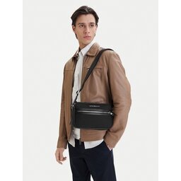 Emporio Armani Дамска чанта EM005399 AF14637 UC001