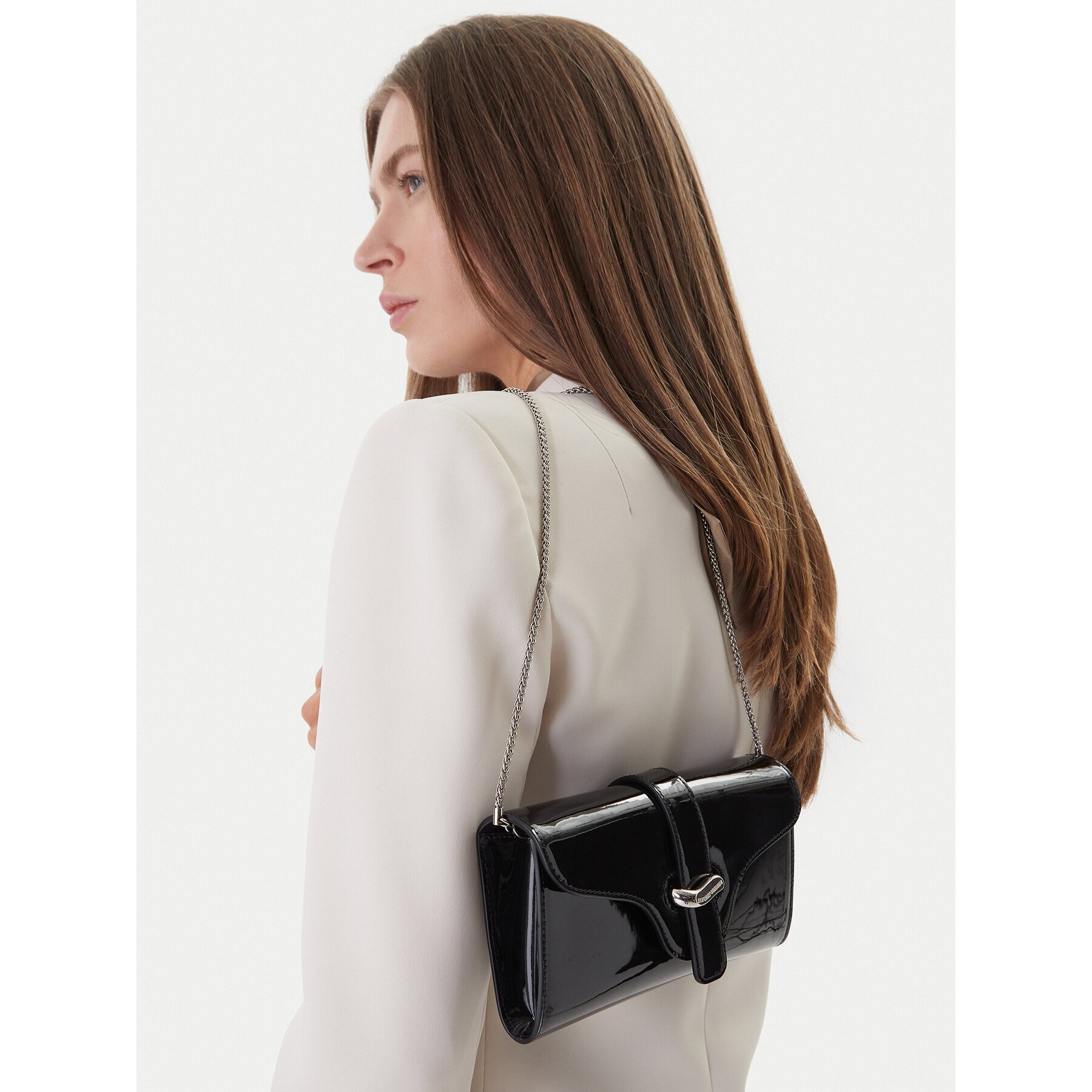 Emporio Armani Дамска чанта EW004420 AF25357 UC001