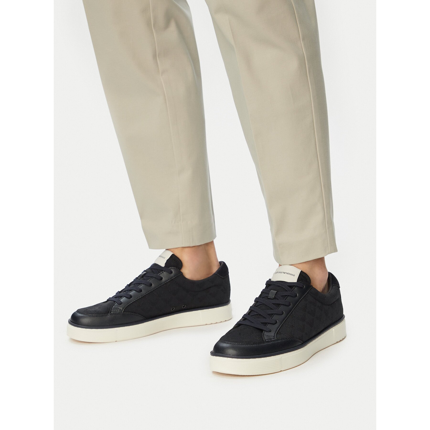 Emporio Armani Сникърси EM004782 AF23199 MC406