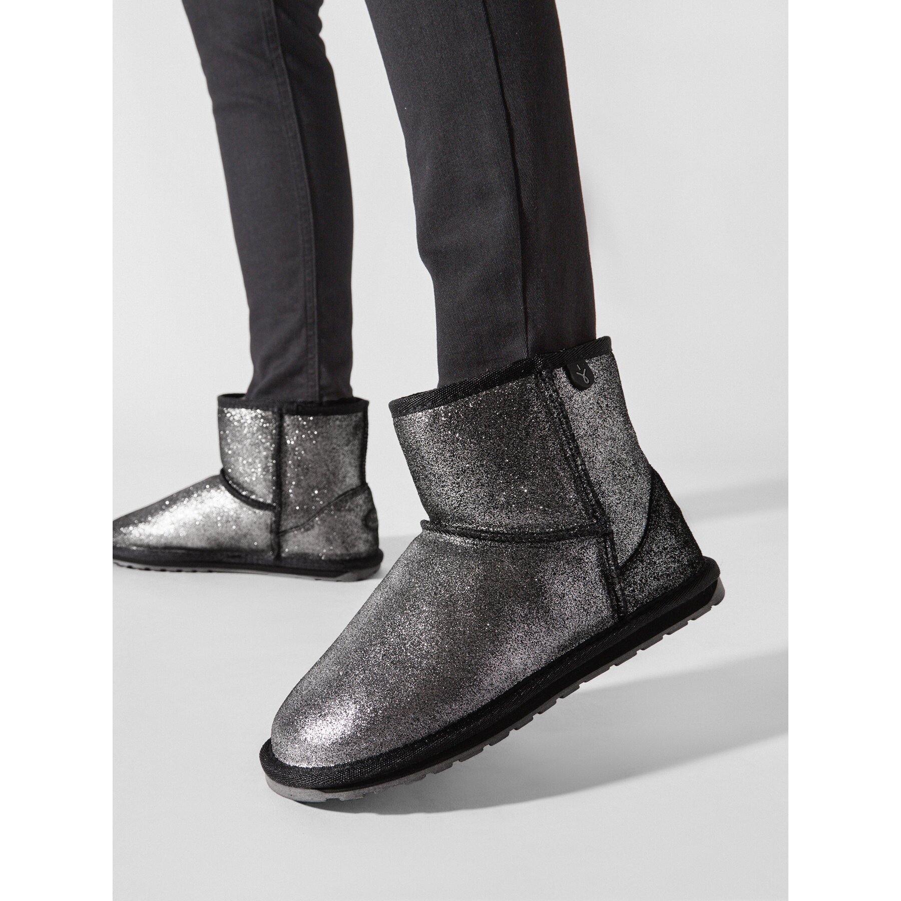 EMU Australia Апрески Wallaby Mini Metallic Teens T12358