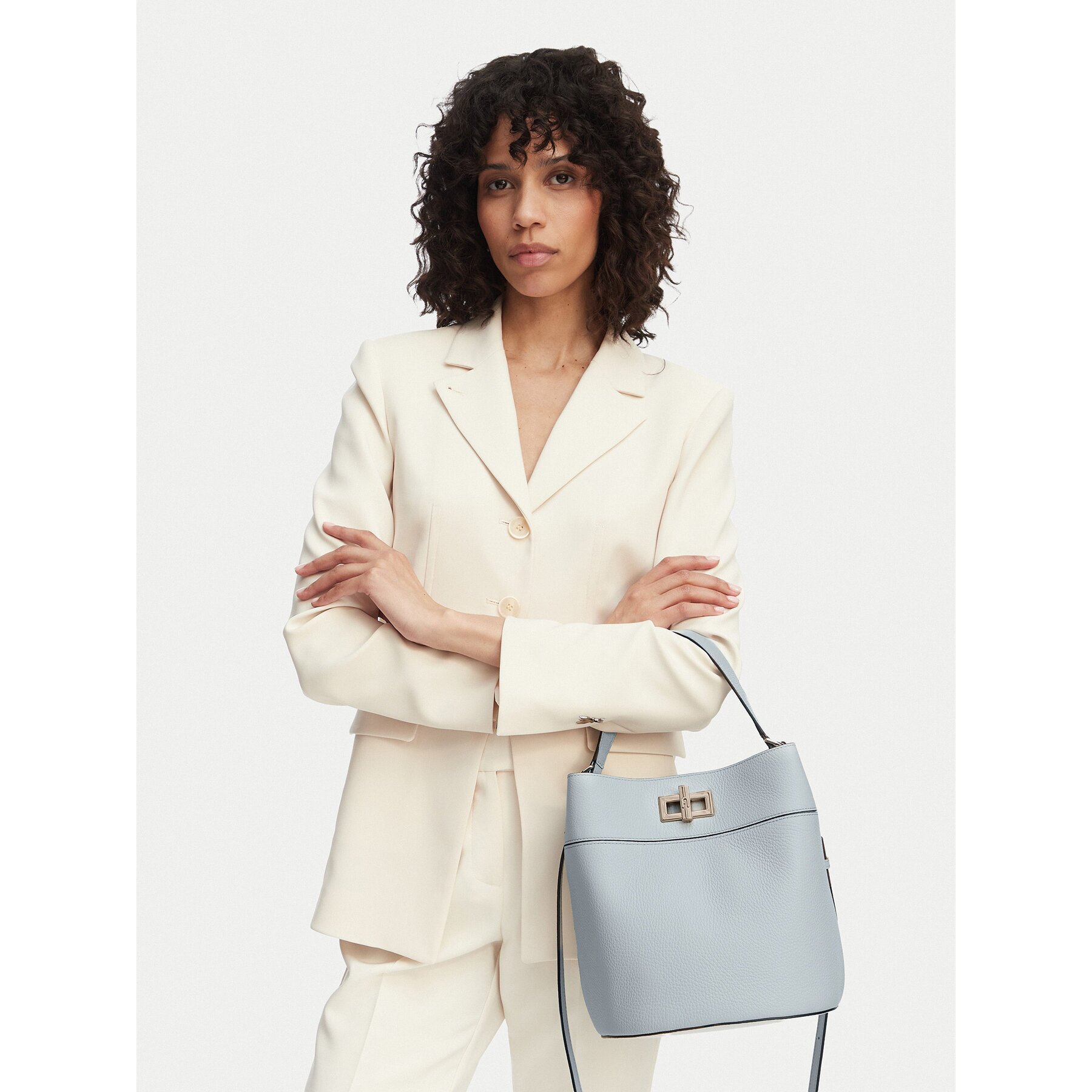 Furla Дамска чанта Amelia M Bucket WB01953 HSF000 CN AR300