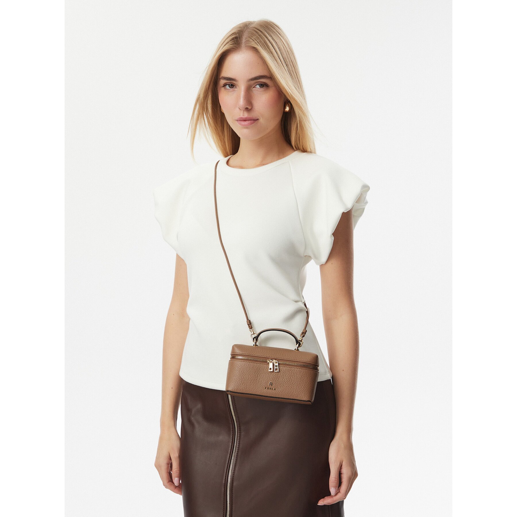 Furla Дамска чанта Camelia Micro WE00625 HSF000 4489S
