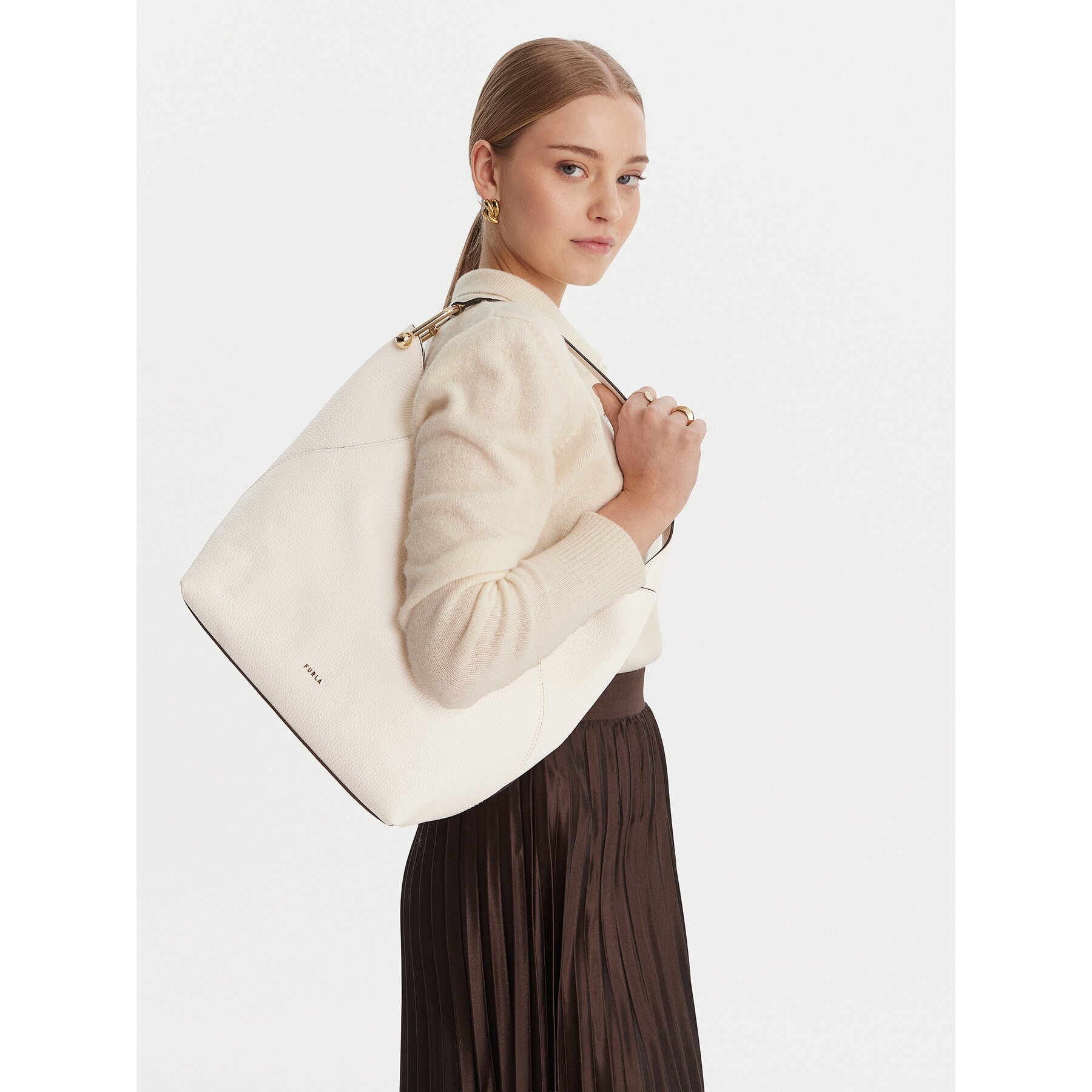 Furla Дамска чанта Lara M WB01900 HSF000 IT 01B00