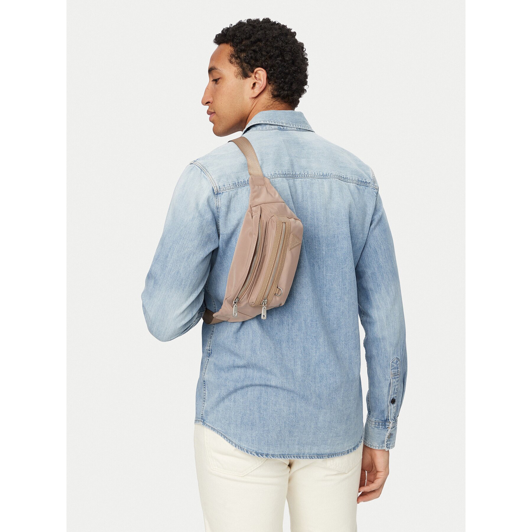 Guess Чанта за кръст﻿ HMBENY P6156