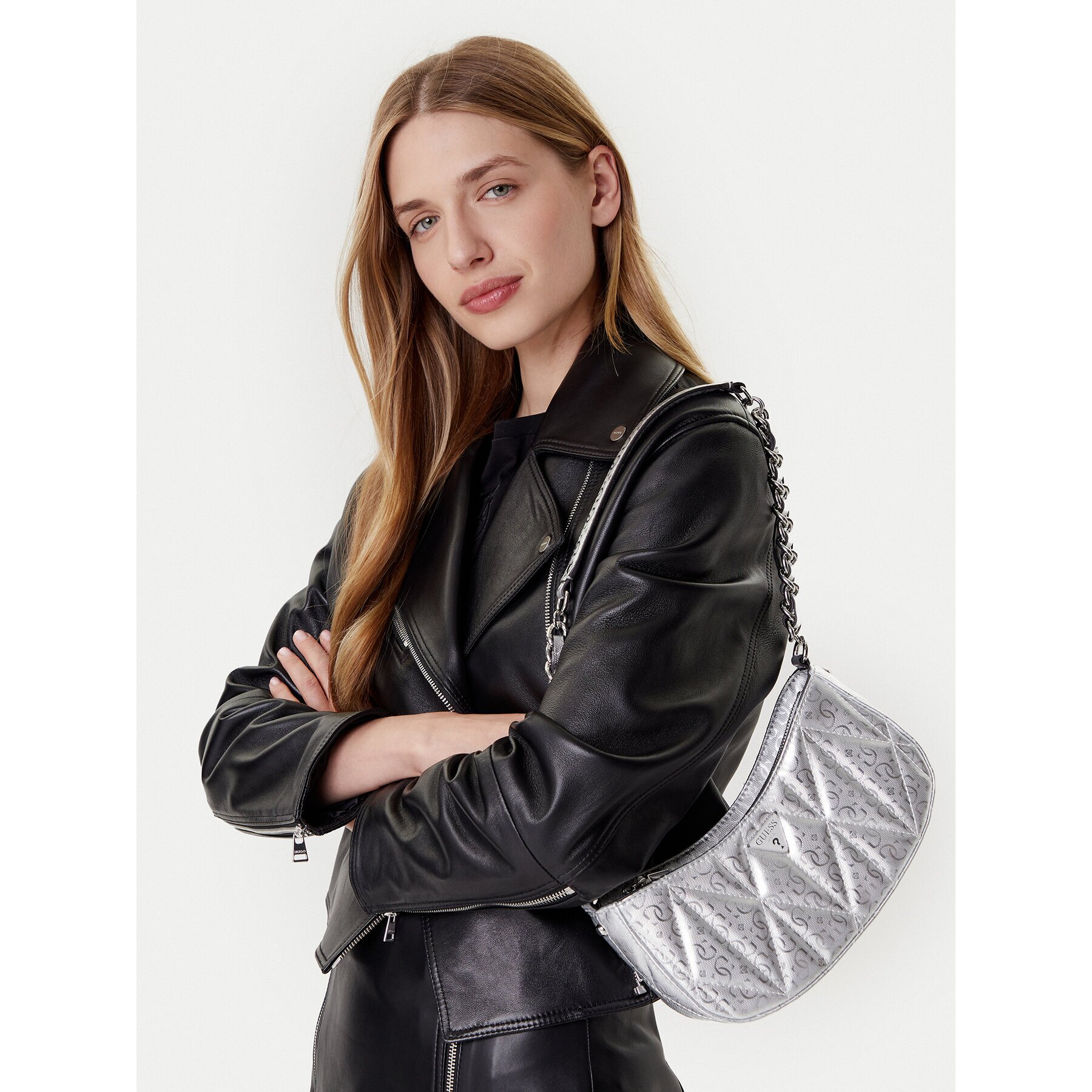 Guess Дамска чанта Aldina HWGY96 63170