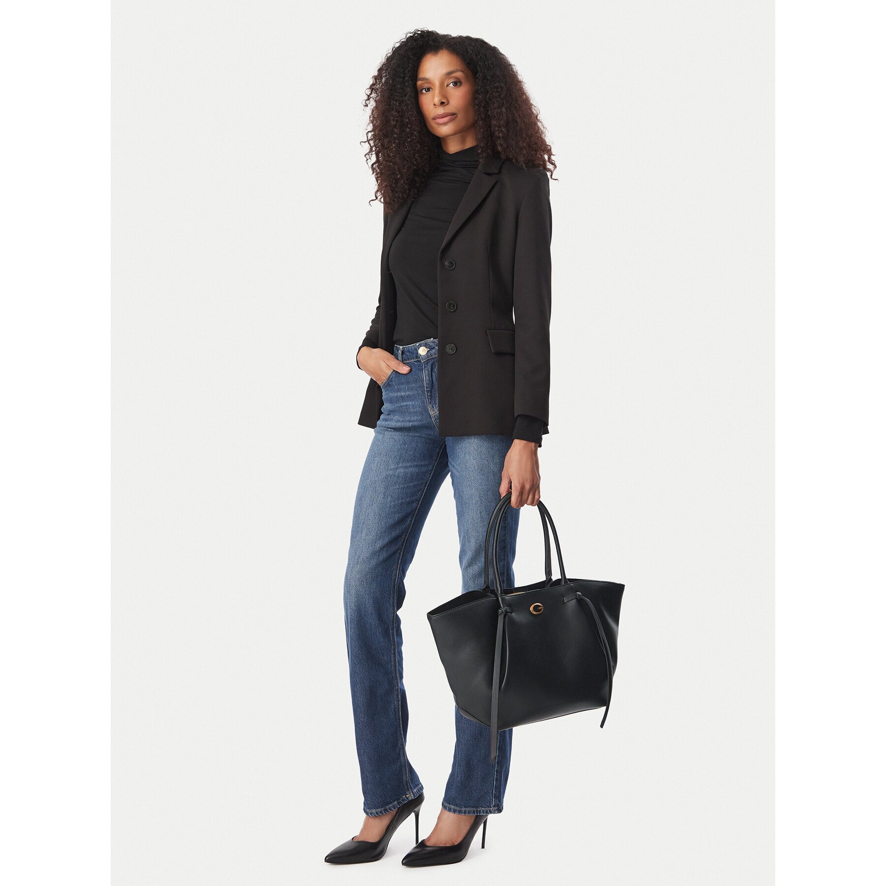 Guess Дамска чанта Allegra HWBG22 37230