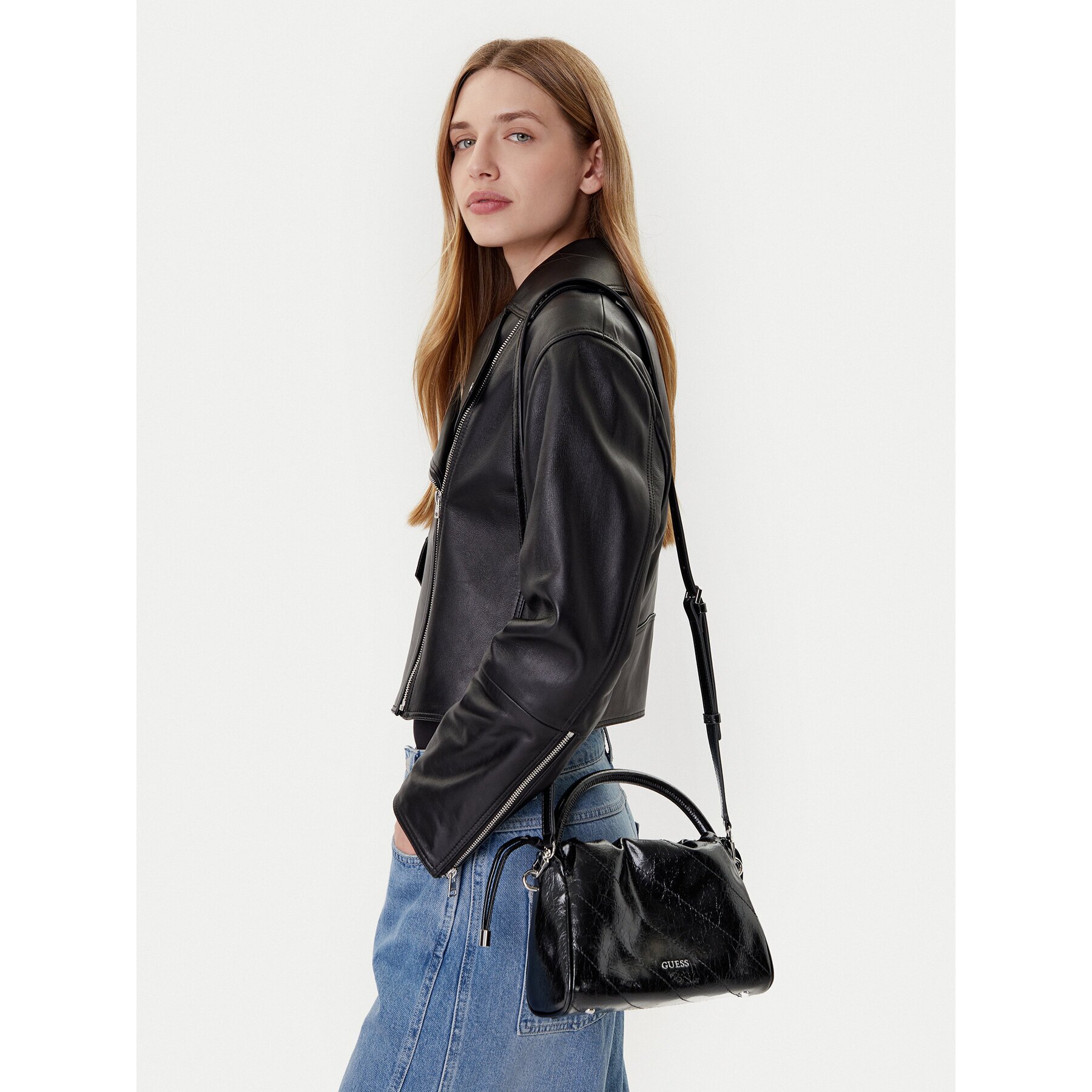 Guess Дамска чанта Amys HWMY96 59160