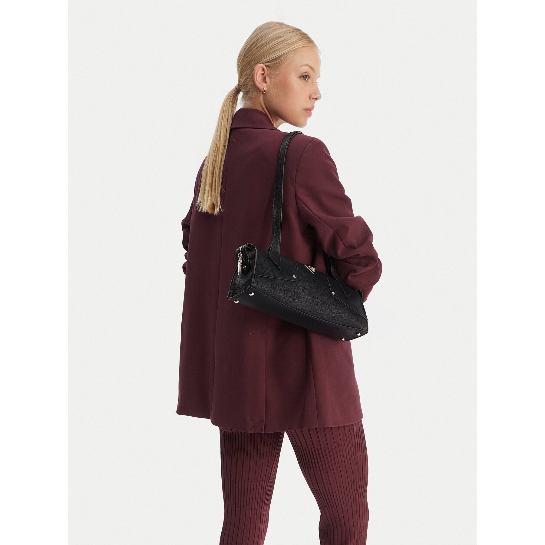Guess Дамска чанта Darcy WBG99 14080