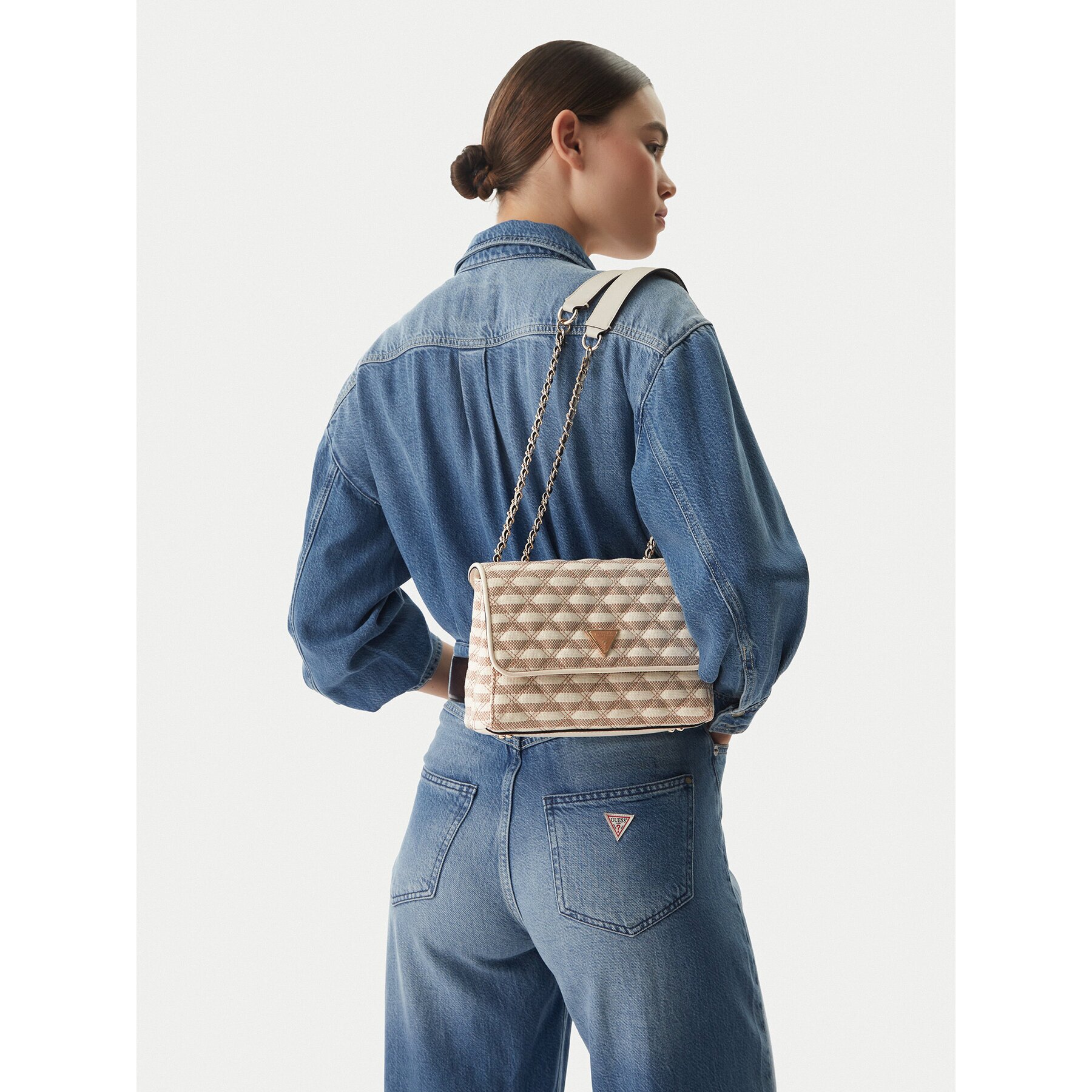 Guess Дамска чанта Giully II HWAG96 73200