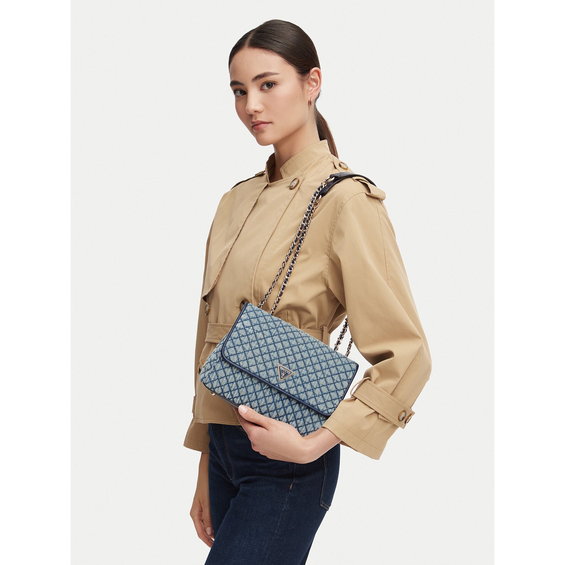 Guess Дамска чанта Giully II HWDD96 73200