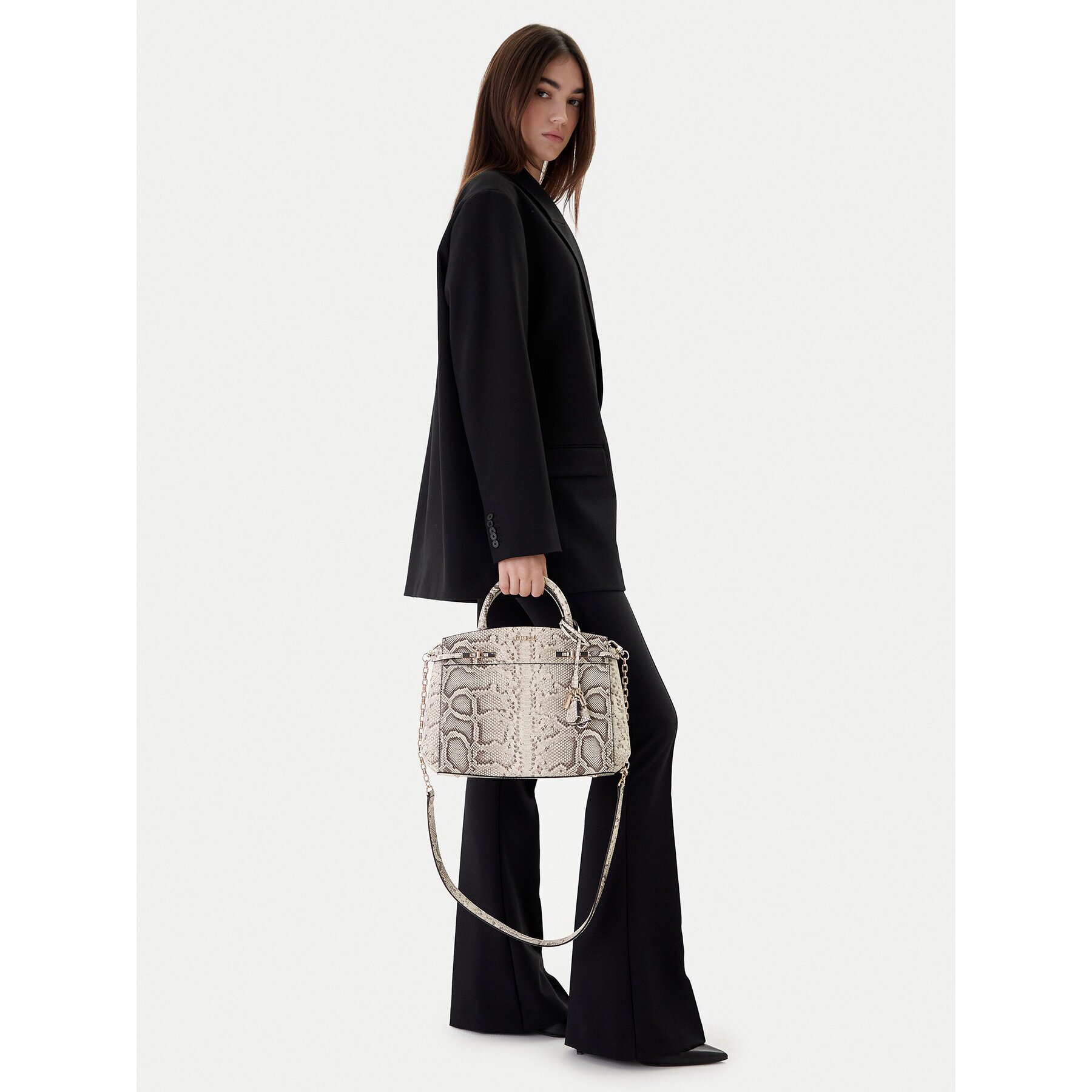 Guess Дамска чанта Melinda HWKG99 33060