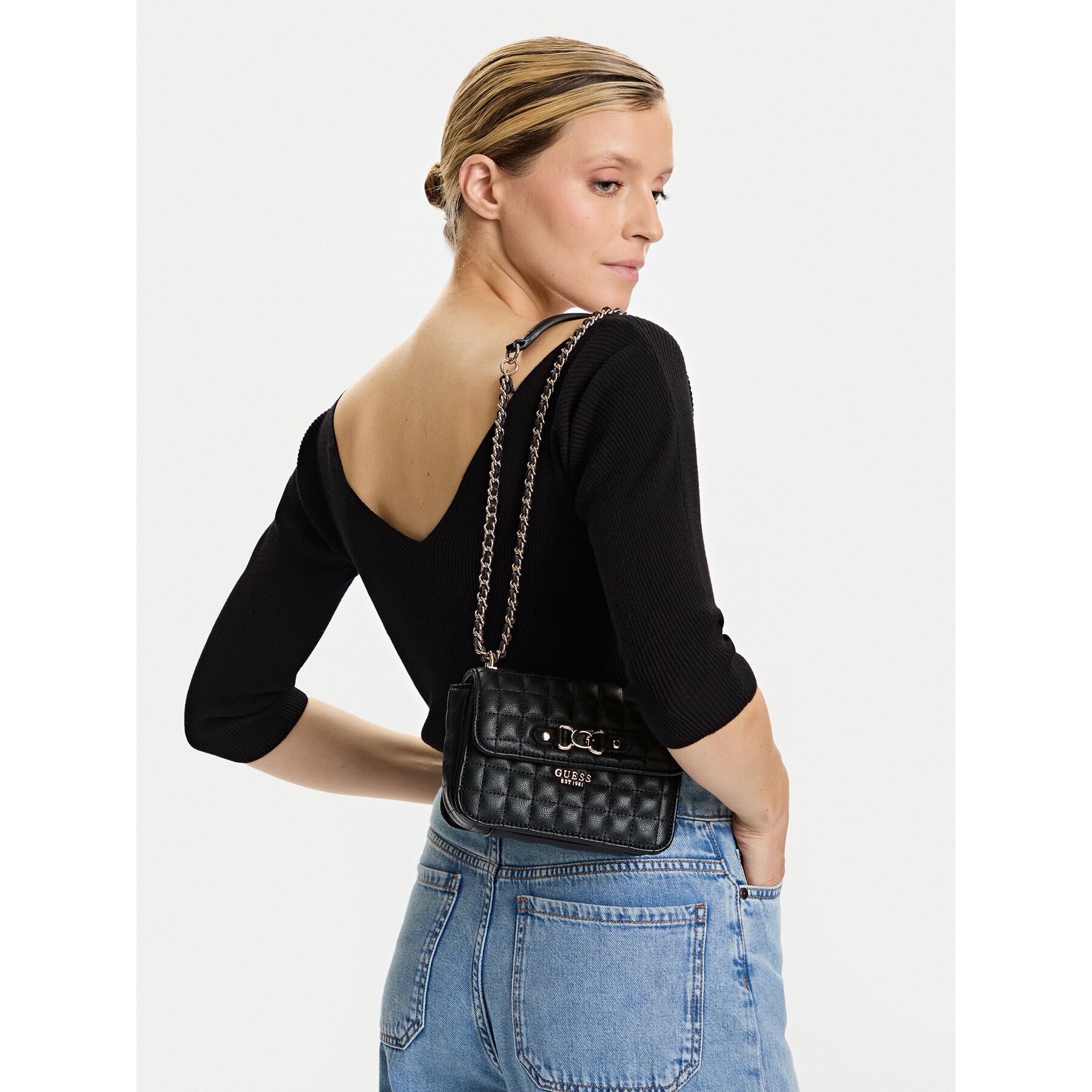 Guess Дамска чанта Nadira Mini HWQG84 24780