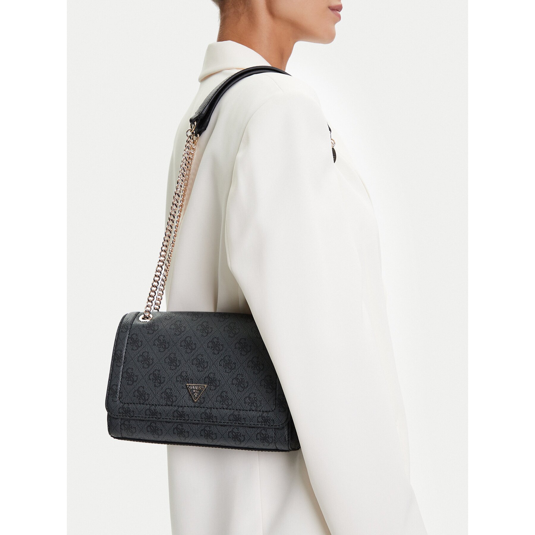 Guess Дамска чанта Noelle II HWBG96 72210