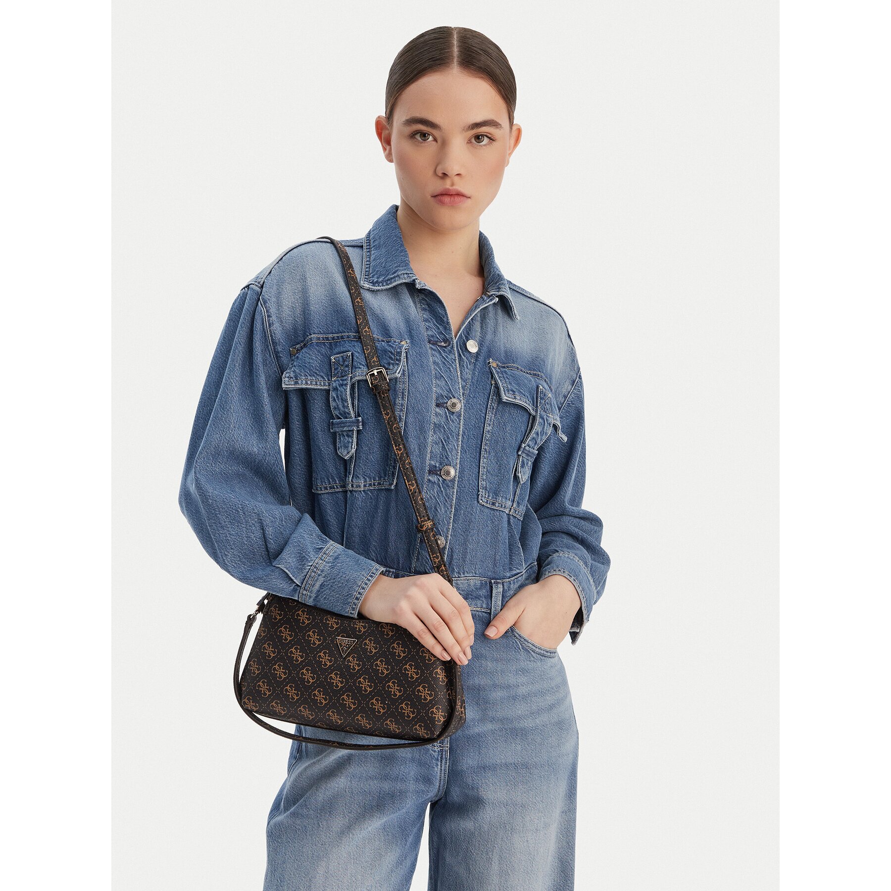 Guess Дамска чанта Noelle II Mini HWQG96 72730